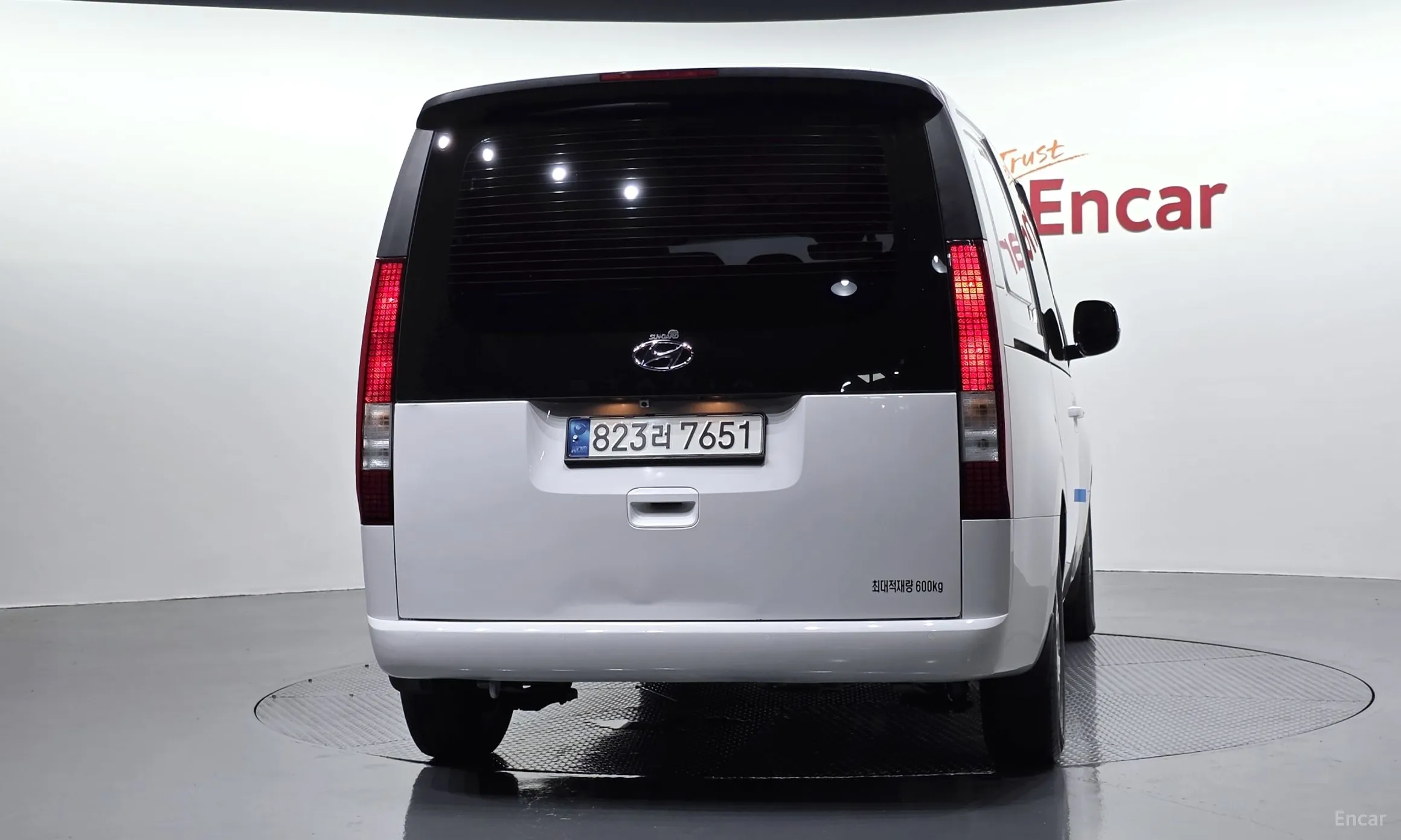 Hyundai Staria превью 4