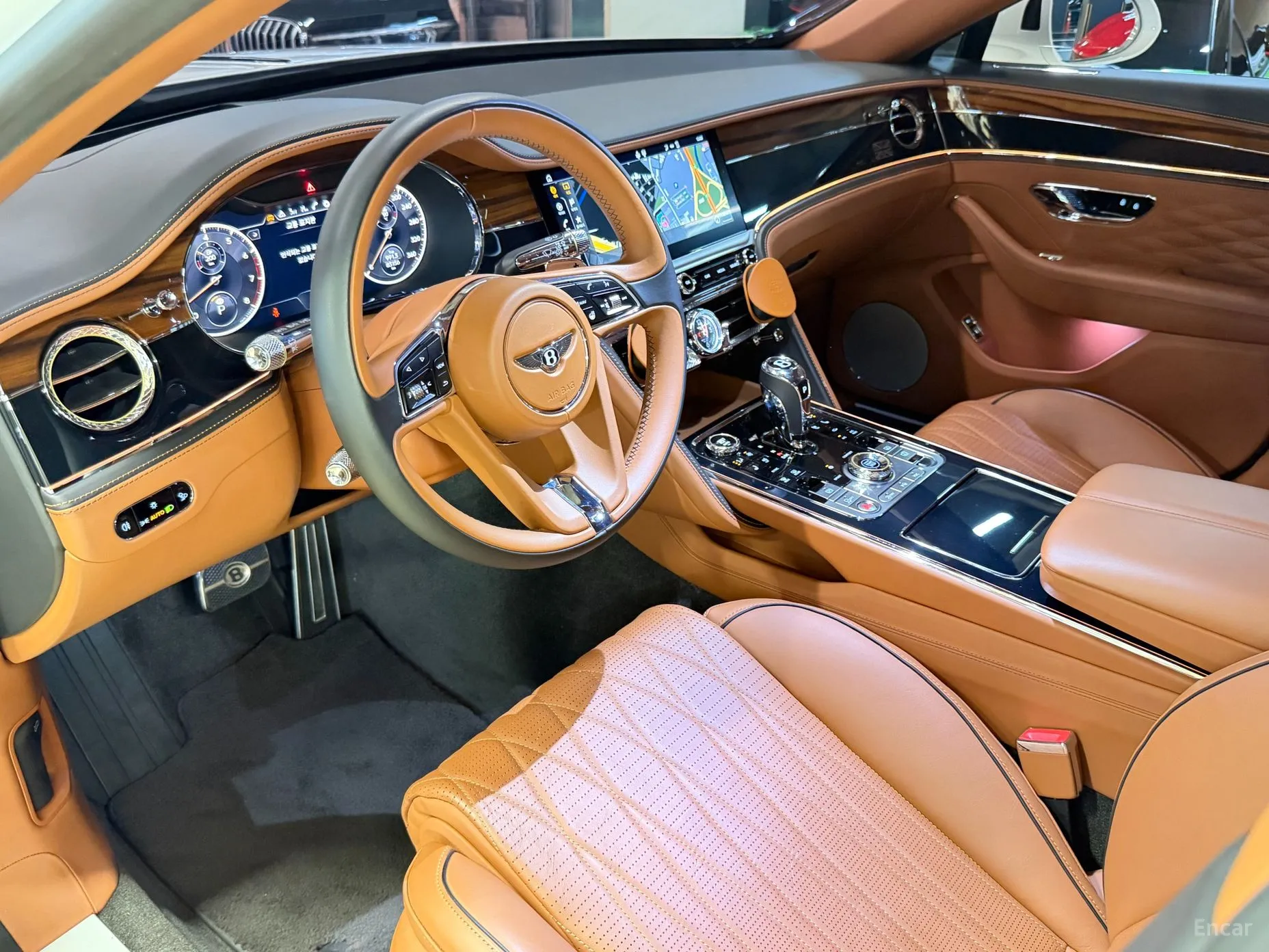 Bentley Flying Spur 3rd Generation превью 12