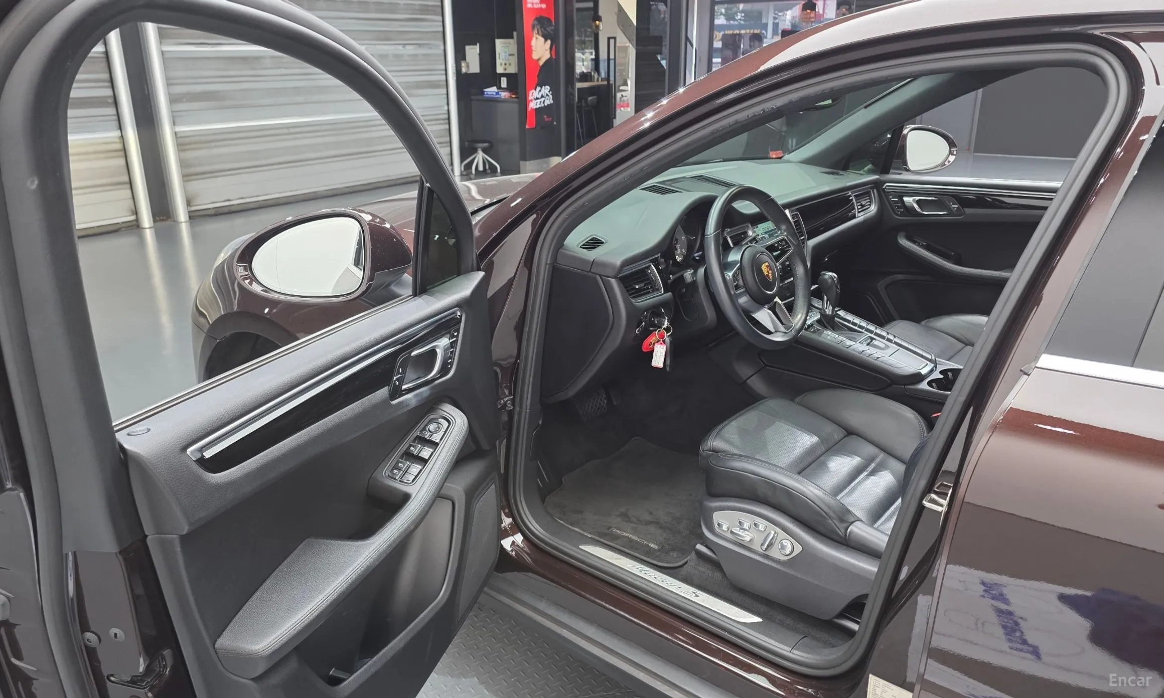 Porsche Macan превью 10