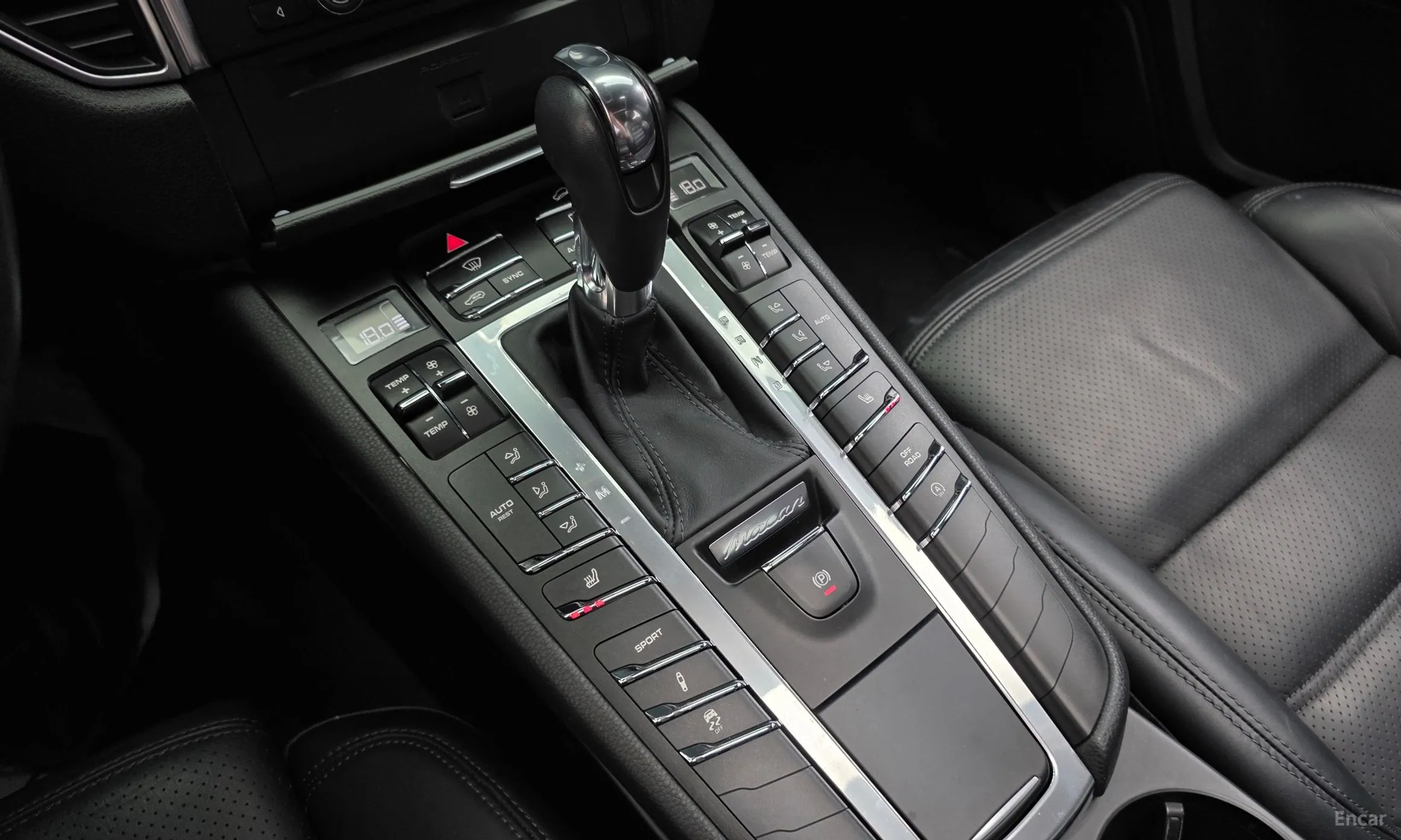 Porsche Macan превью 9