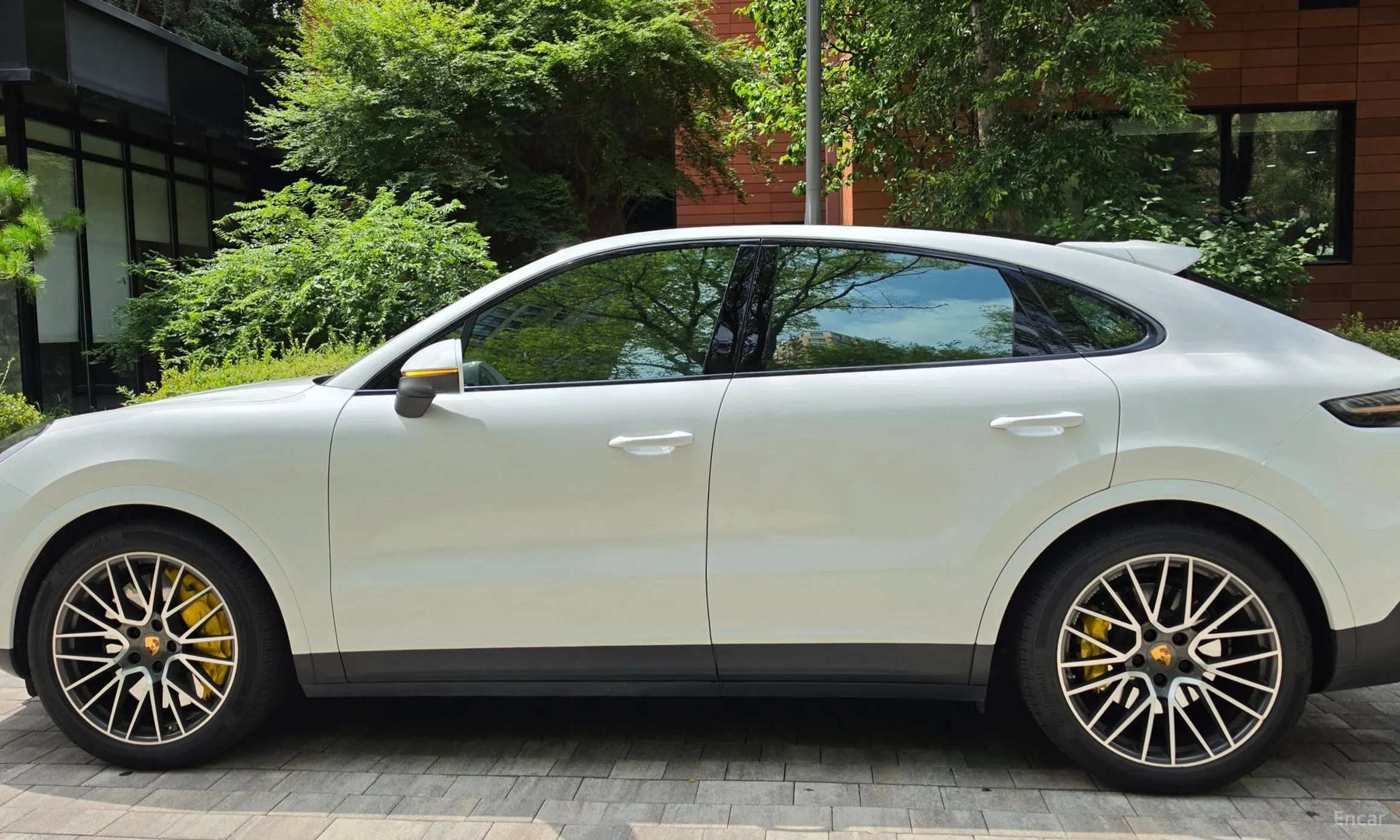Porsche Cayenne (PO536) превью 15