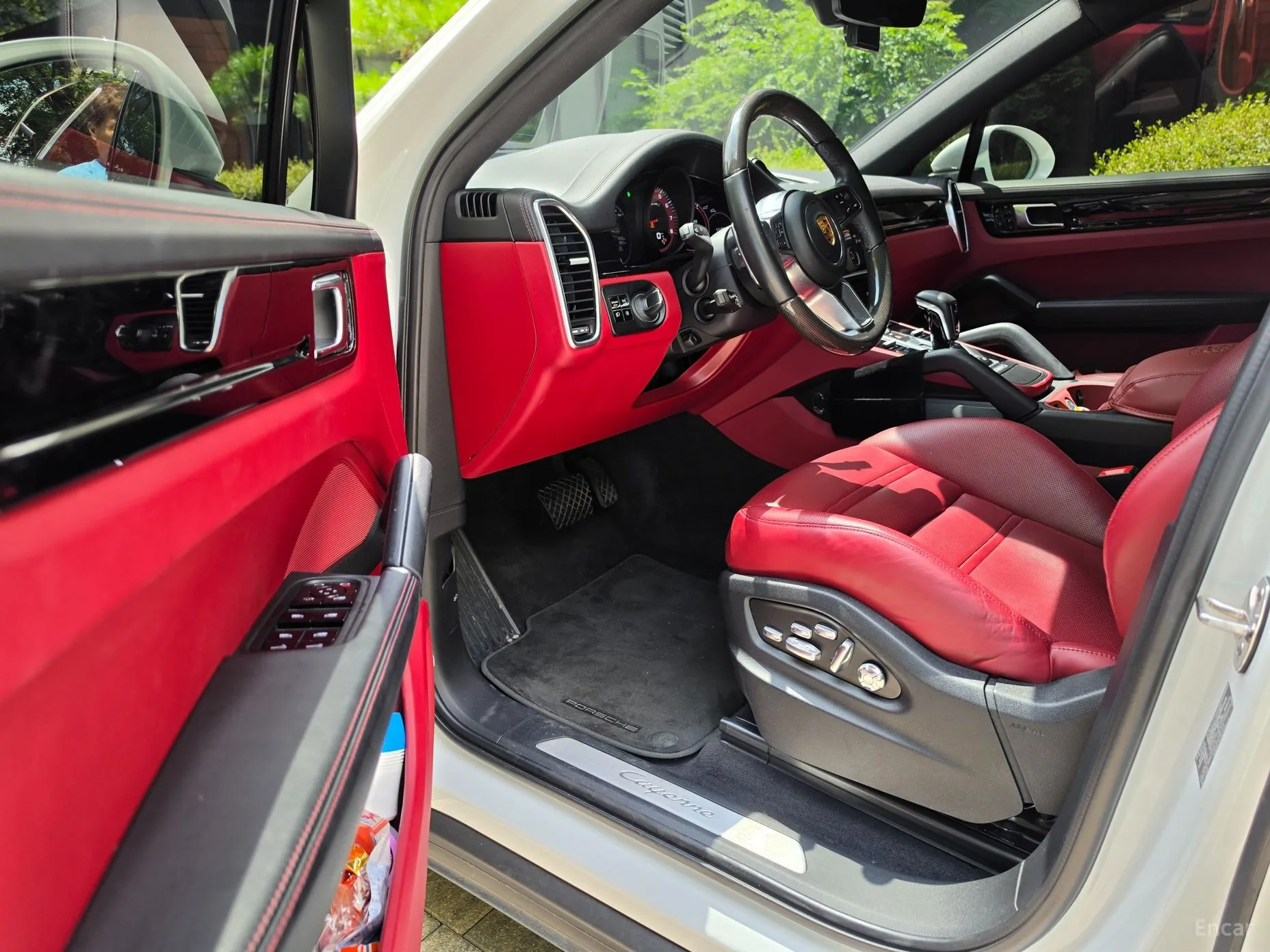 Porsche Cayenne (PO536) превью 17