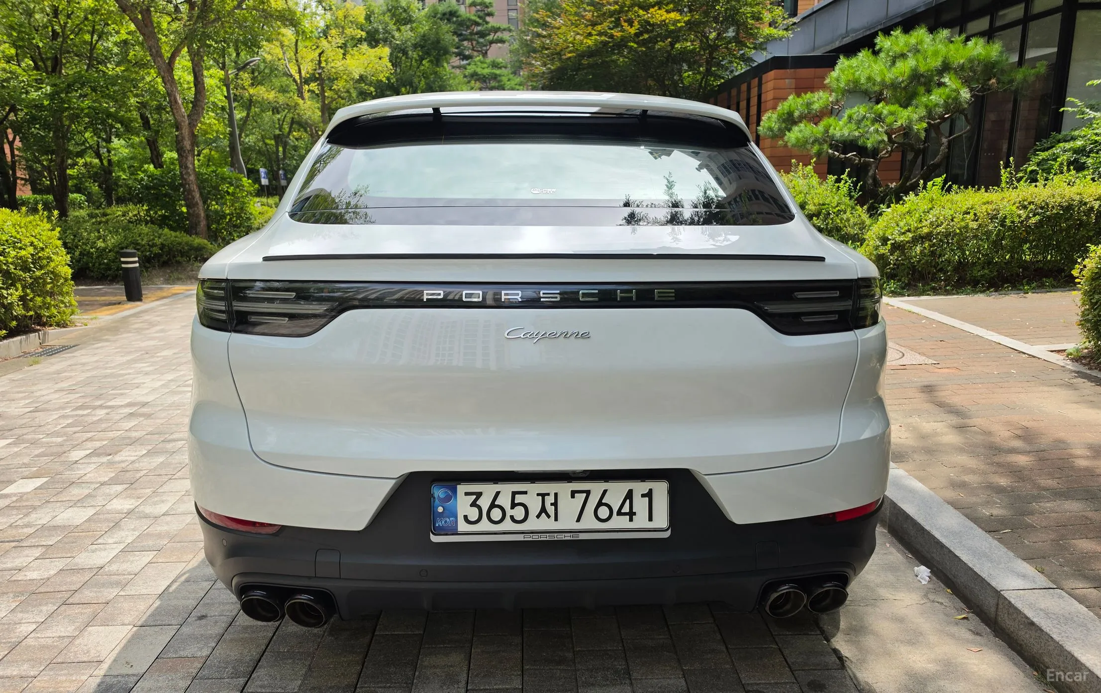 Porsche Cayenne (PO536) превью 4