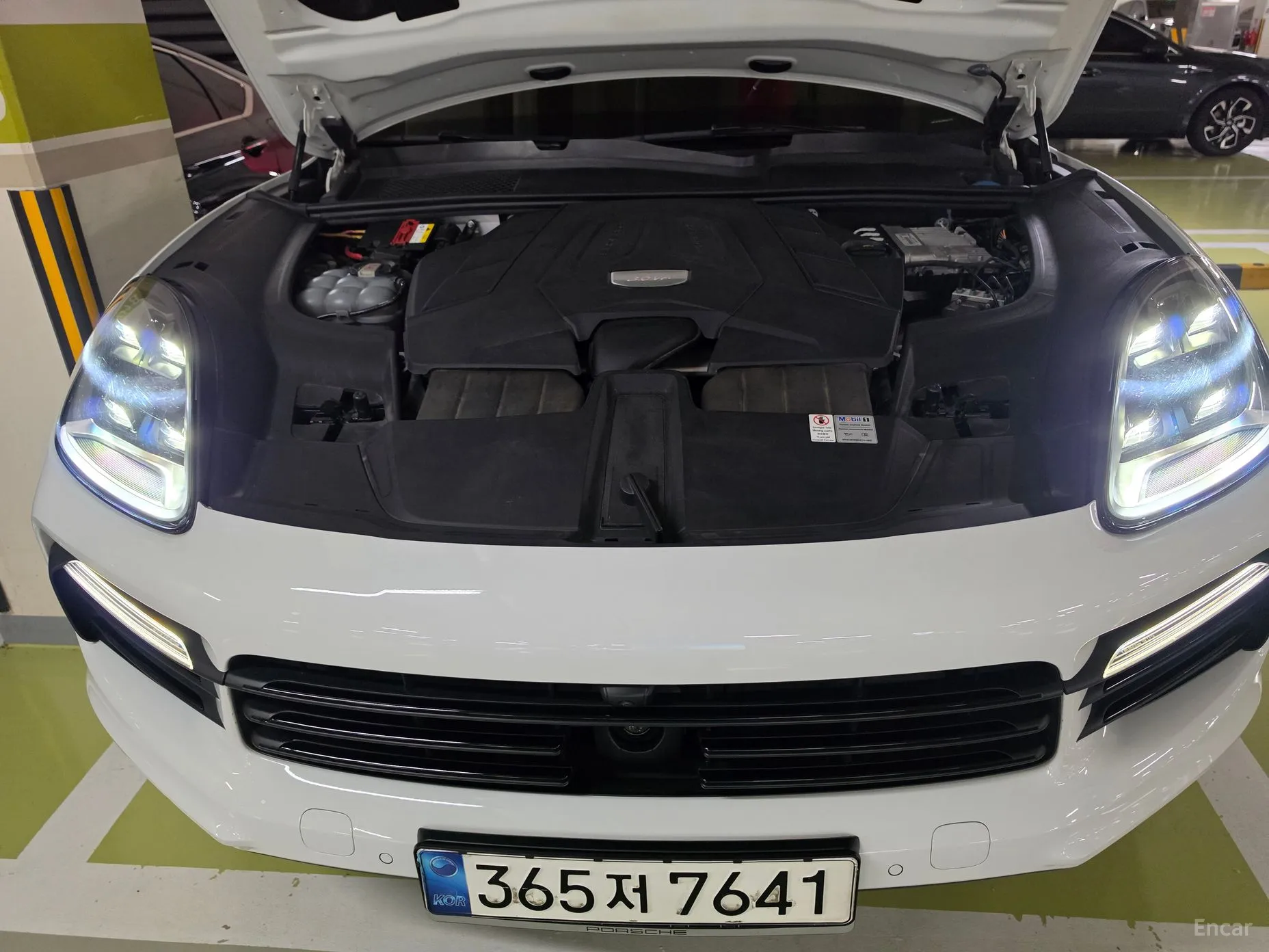 Porsche Cayenne (PO536) превью 6