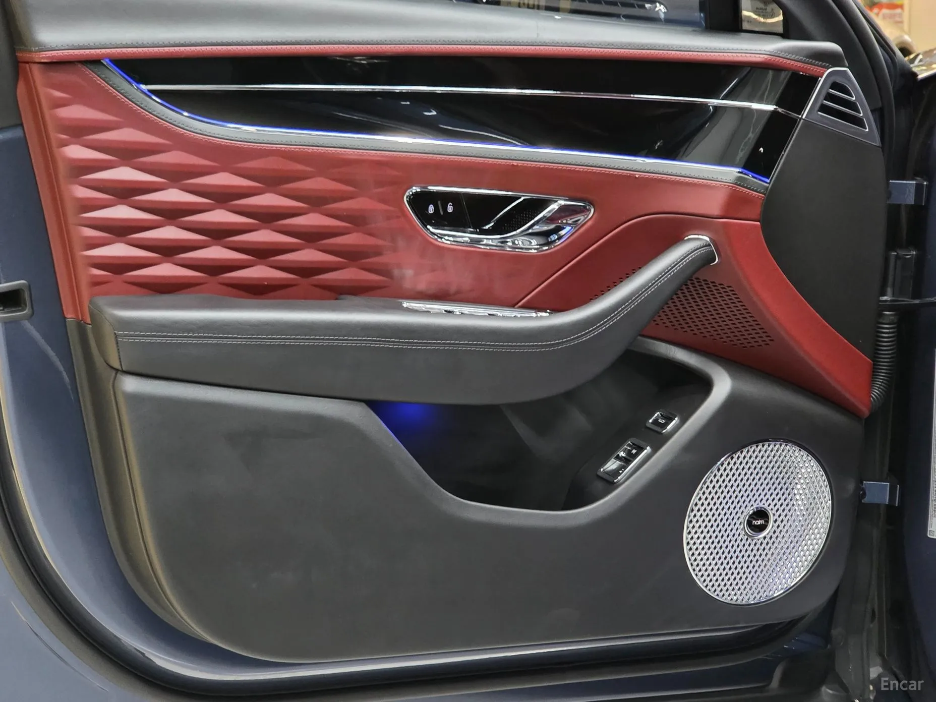 Bentley Flying Spur 3rd Generation превью 17