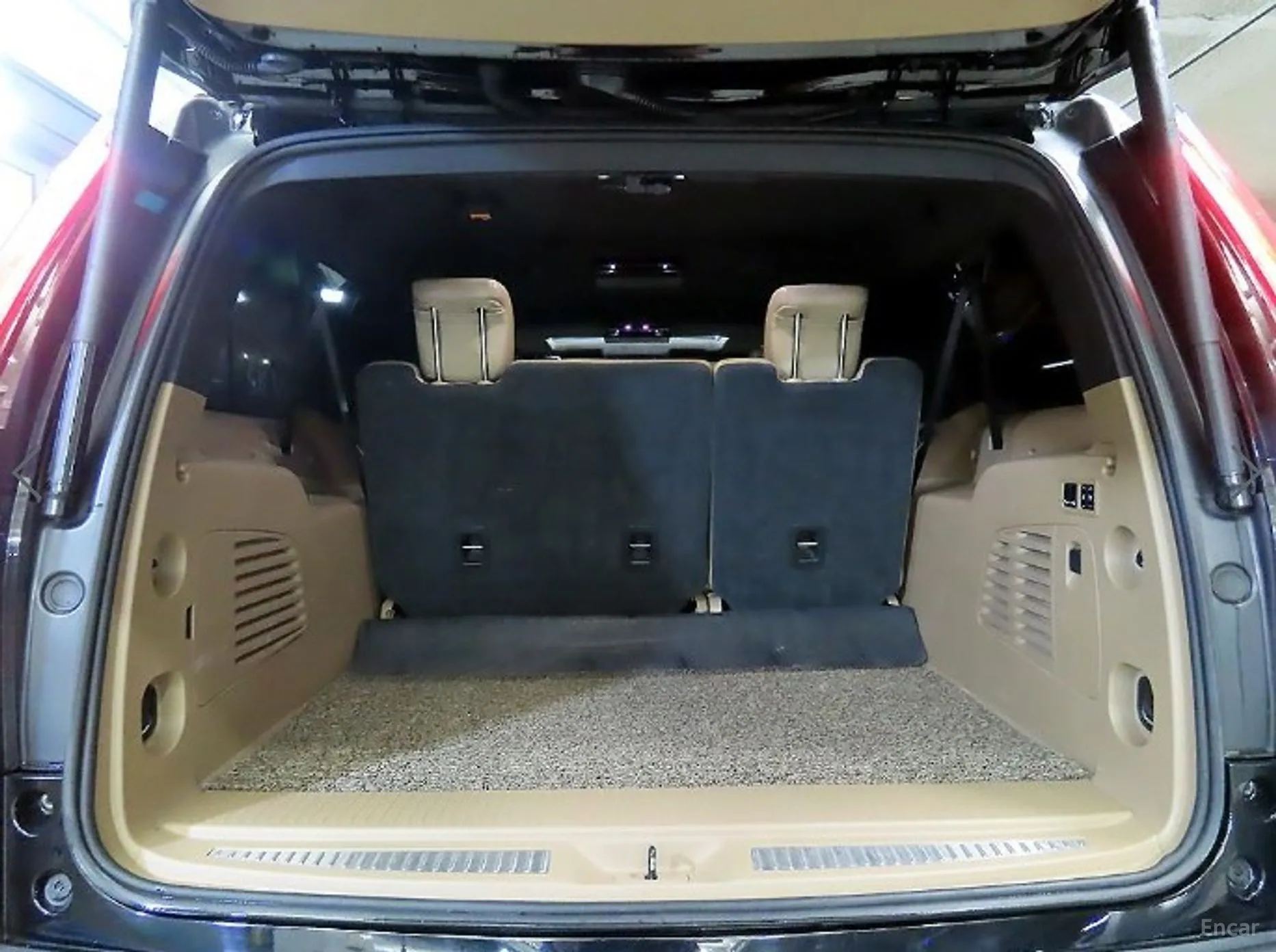 Cadillac Escalade превью 18