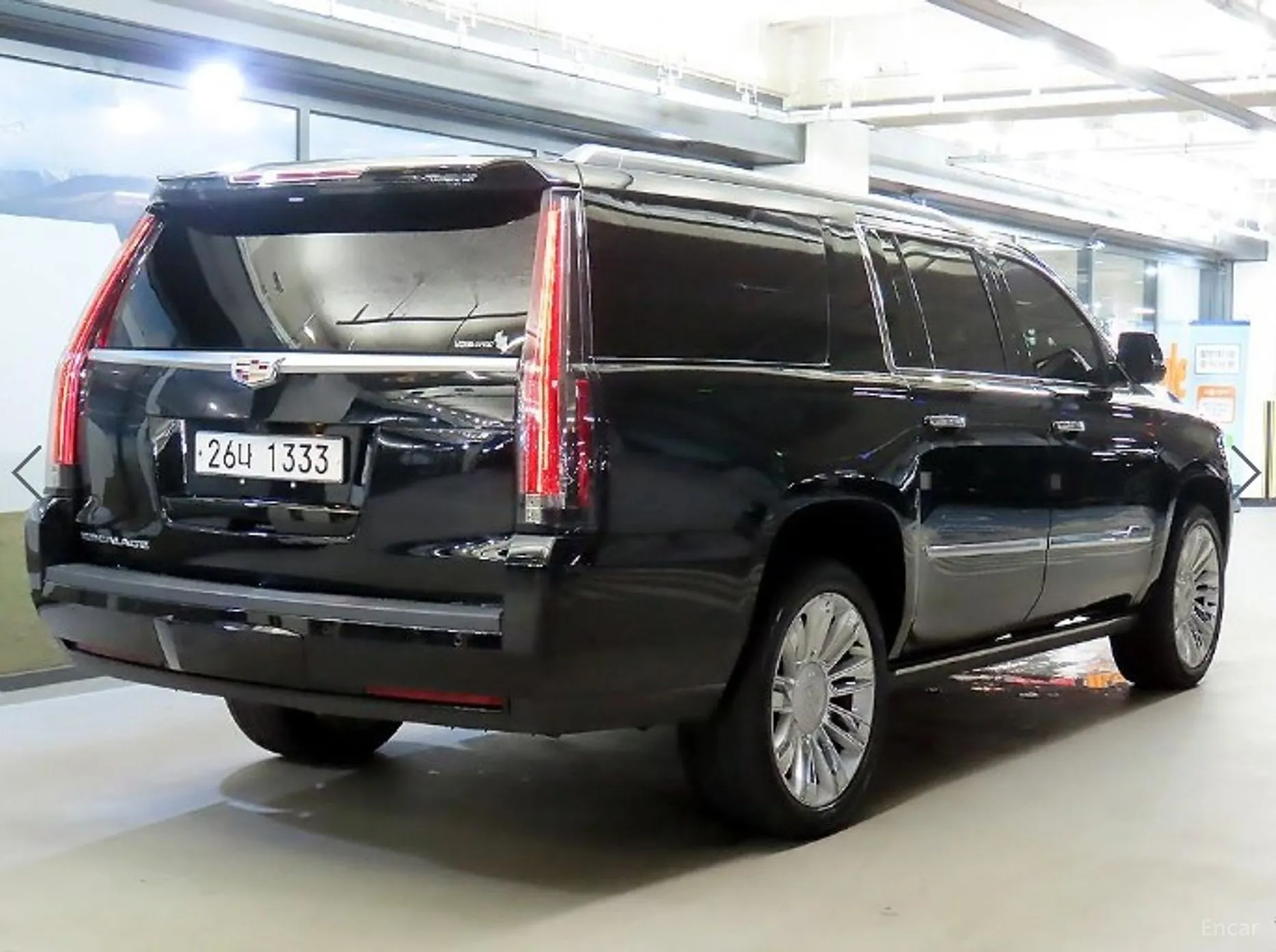 Cadillac Escalade превью 4
