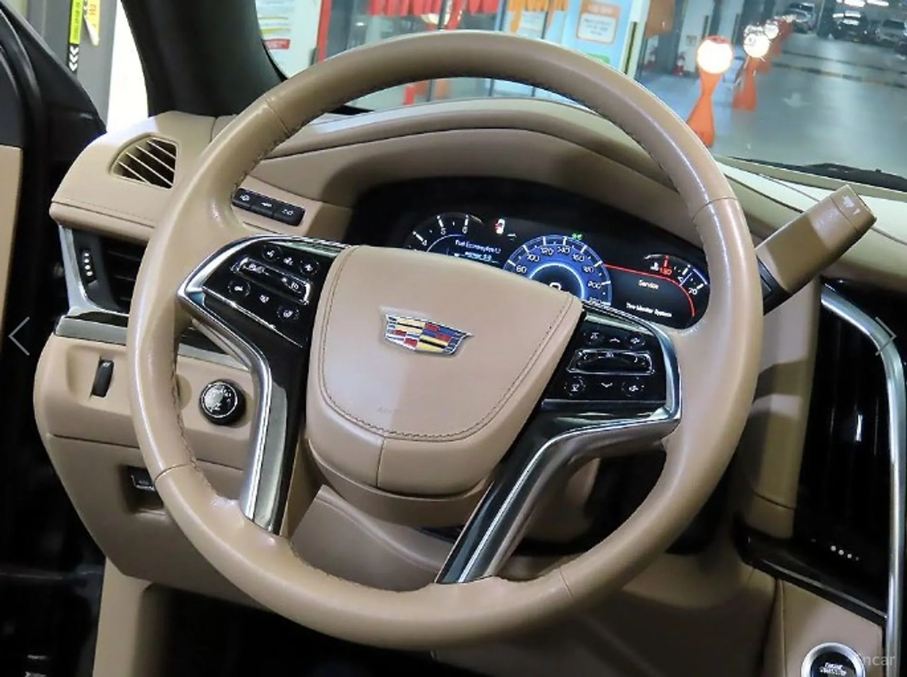 Cadillac Escalade превью 8