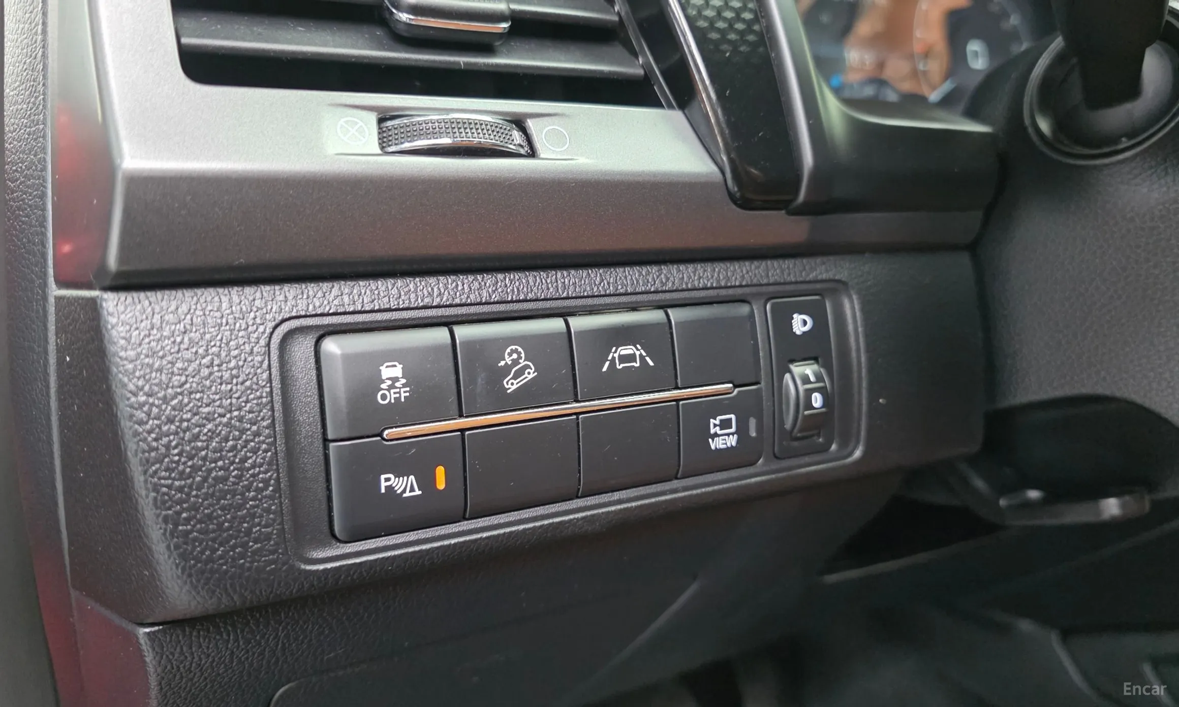 KG Mobility (SsangYong) Rexton Sports превью 13