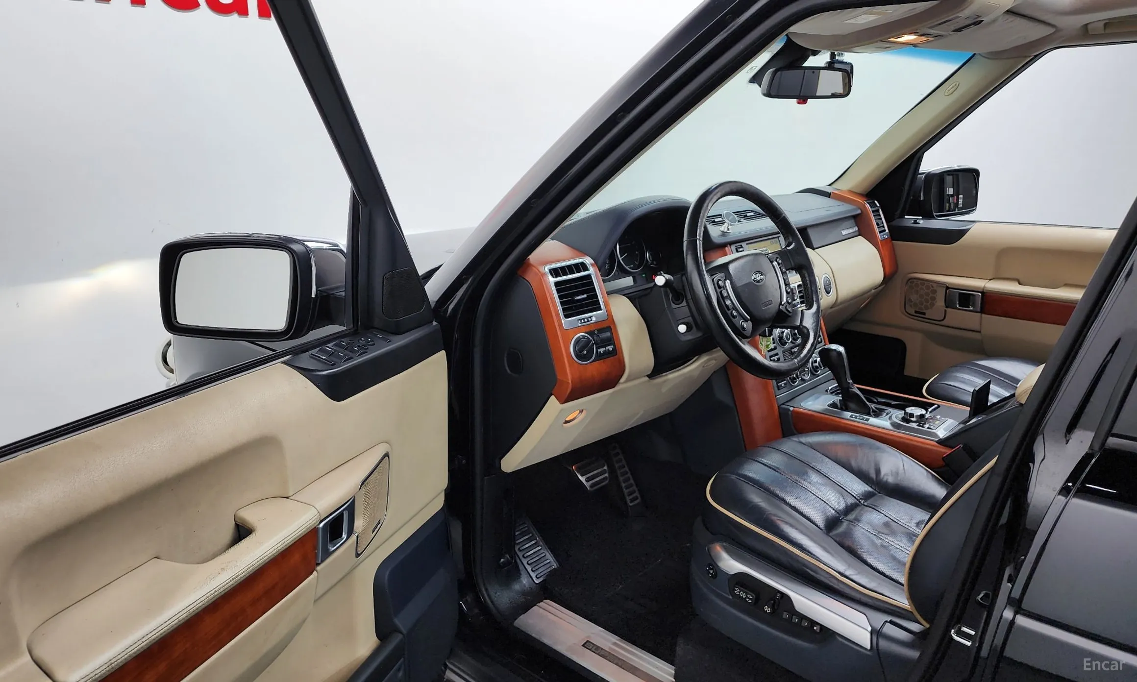 Land Rover Range Rover превью 10