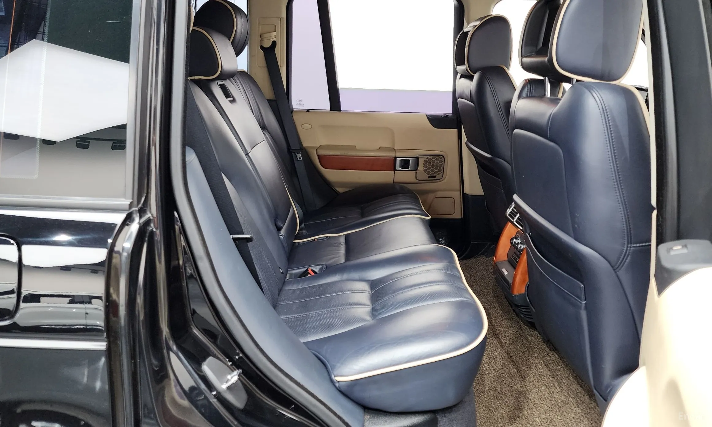 Land Rover Range Rover превью 12