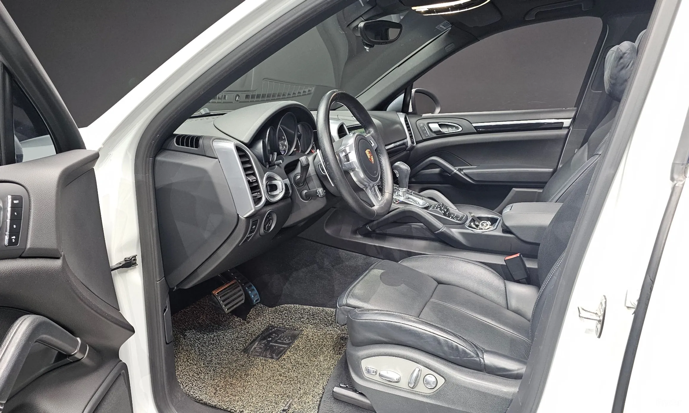 Porsche New Cayenne превью 10