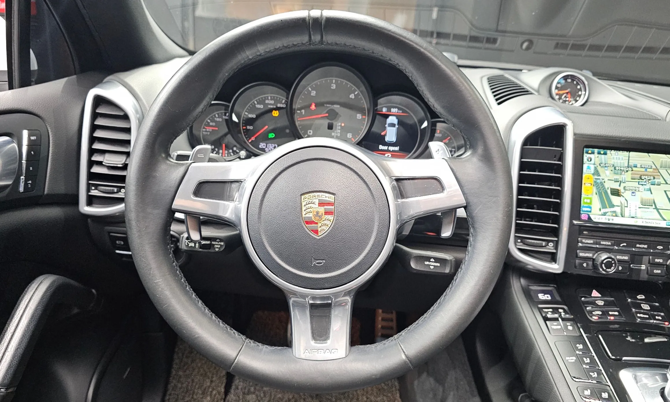 Porsche New Cayenne превью 13