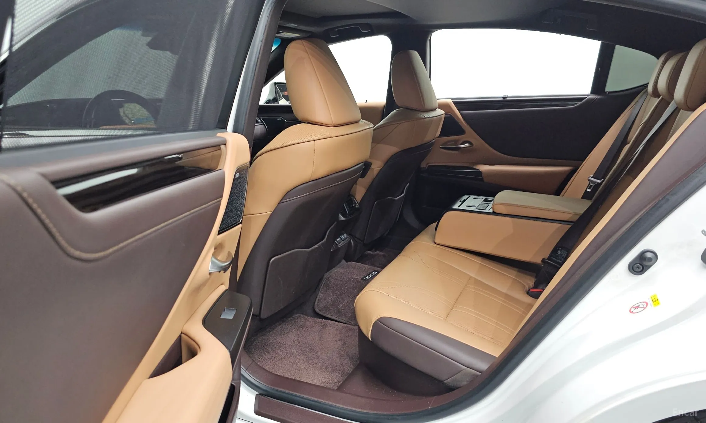 Lexus ES300h 7th Generation превью 12