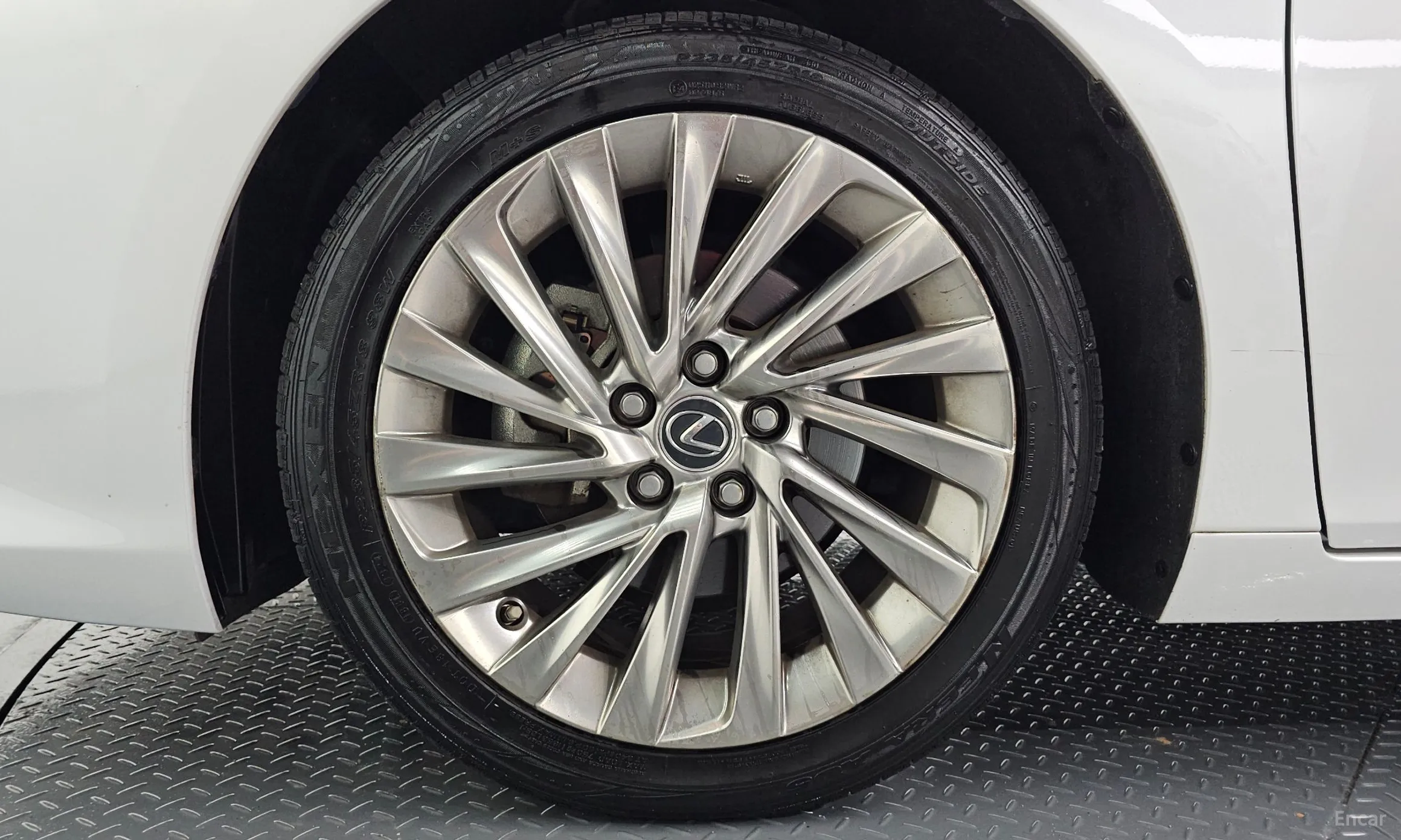 Lexus ES300h 7th Generation превью 5