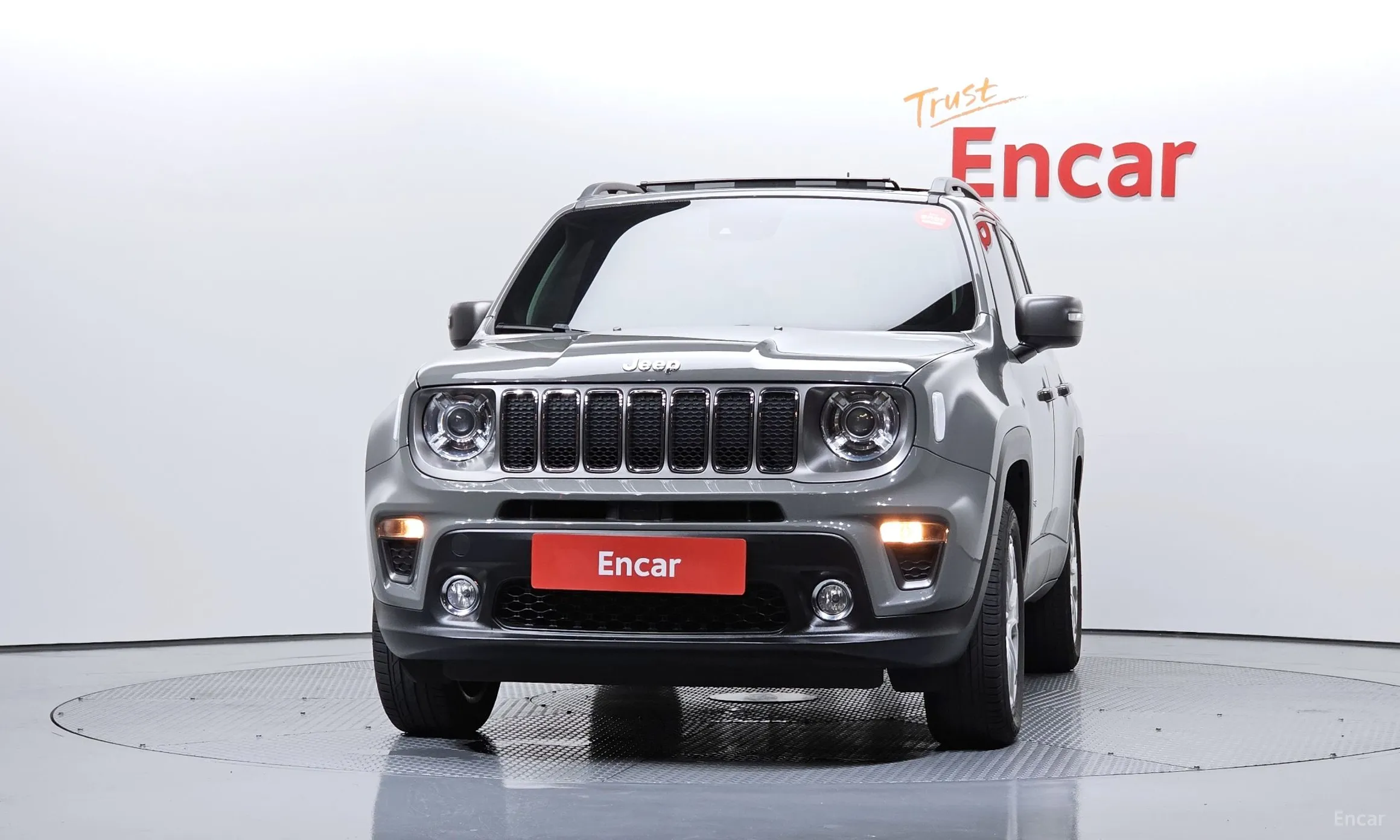 Jeep Renegade превью 3