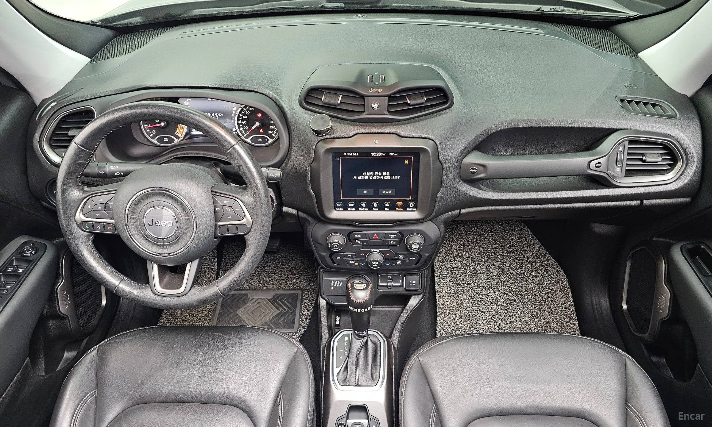 Jeep Renegade превью 7