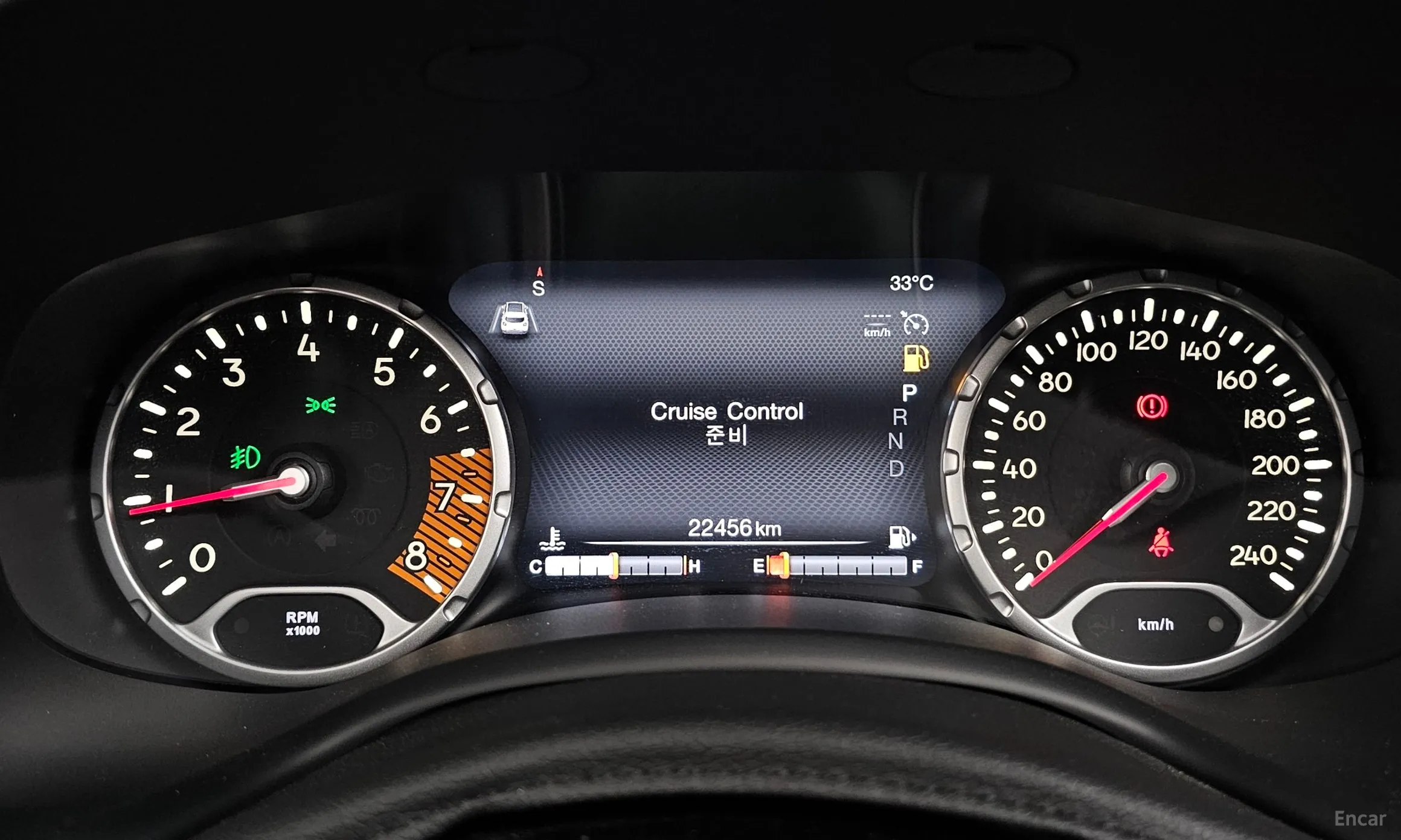 Jeep Renegade превью 8