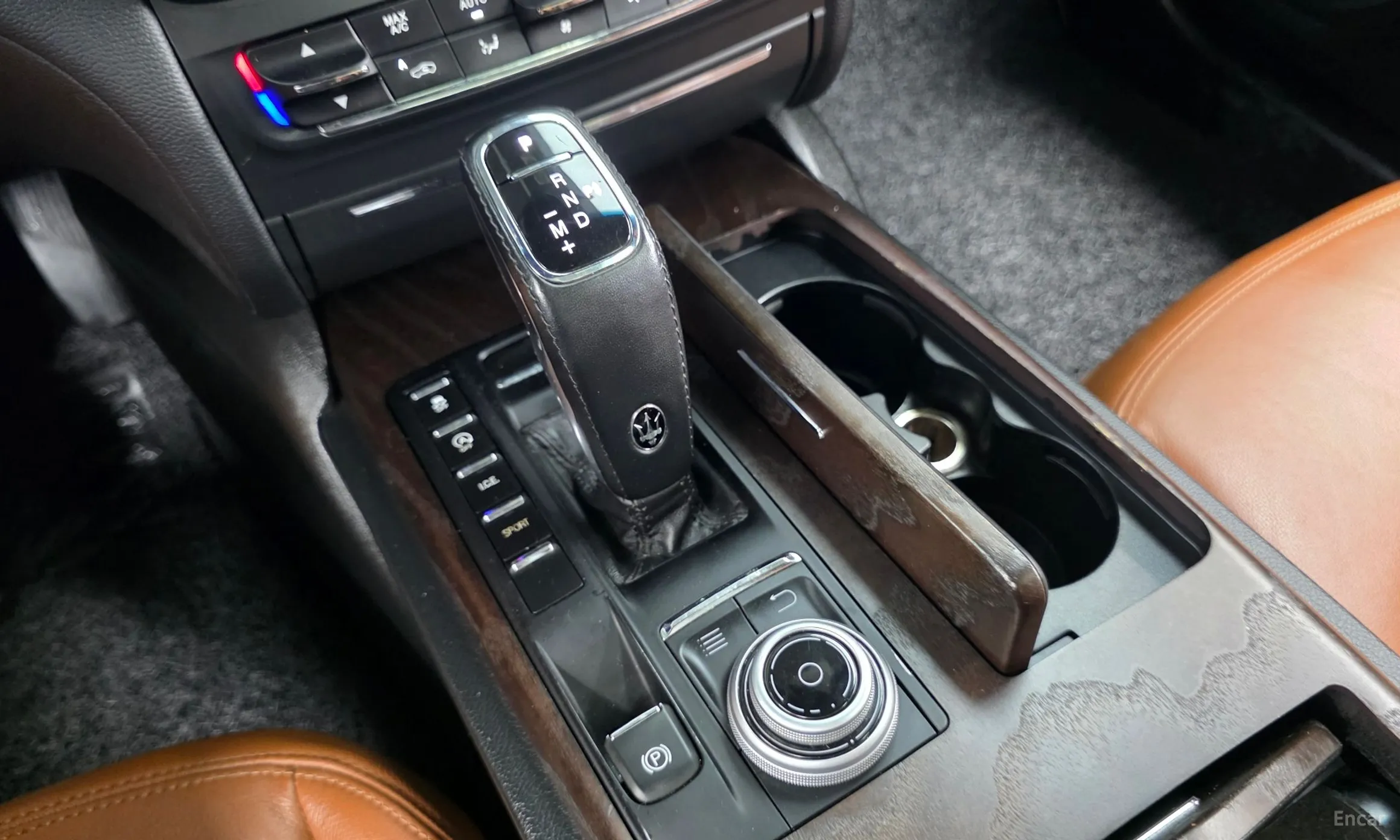 Maserati Ghibli превью 9