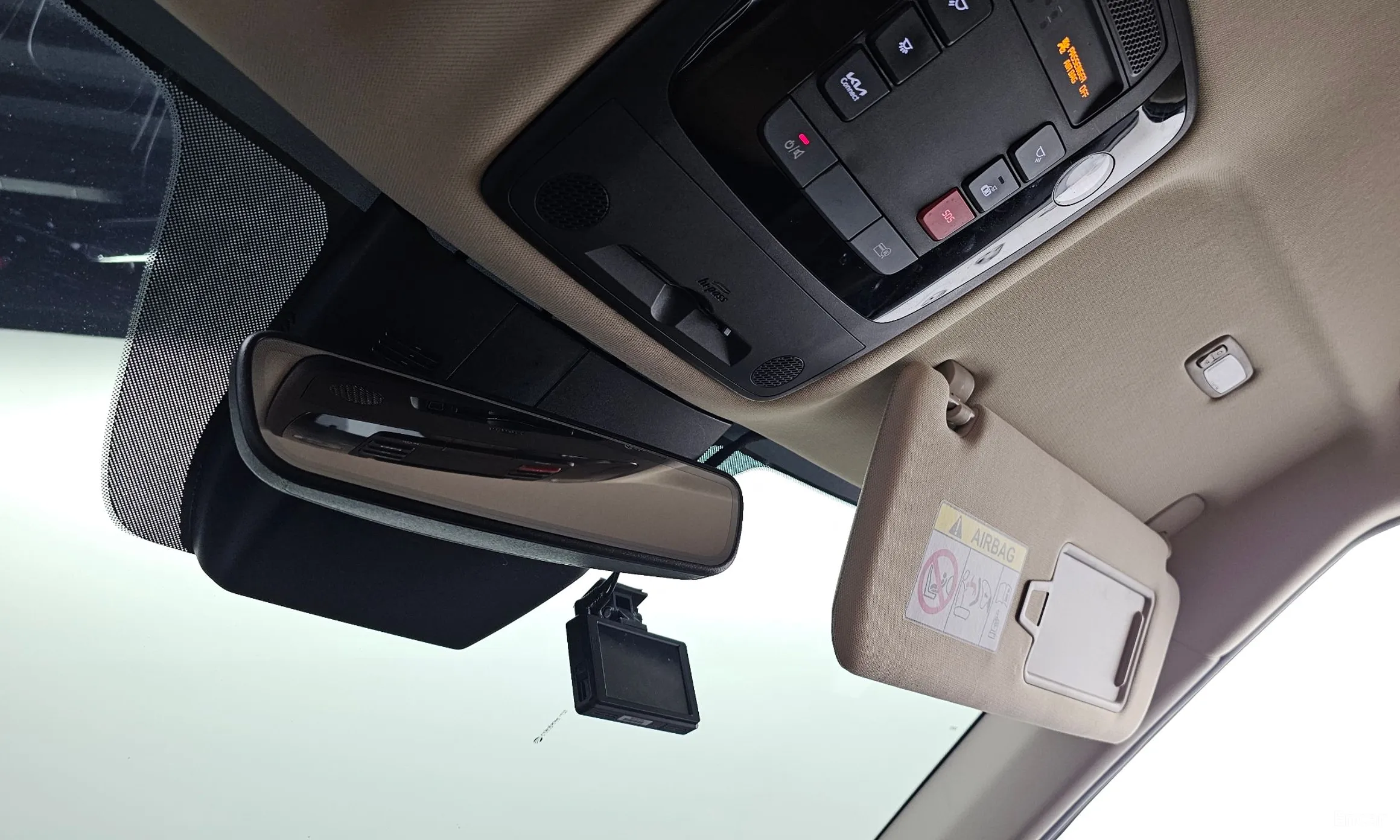 Kia Carnival Gen 4 превью 17