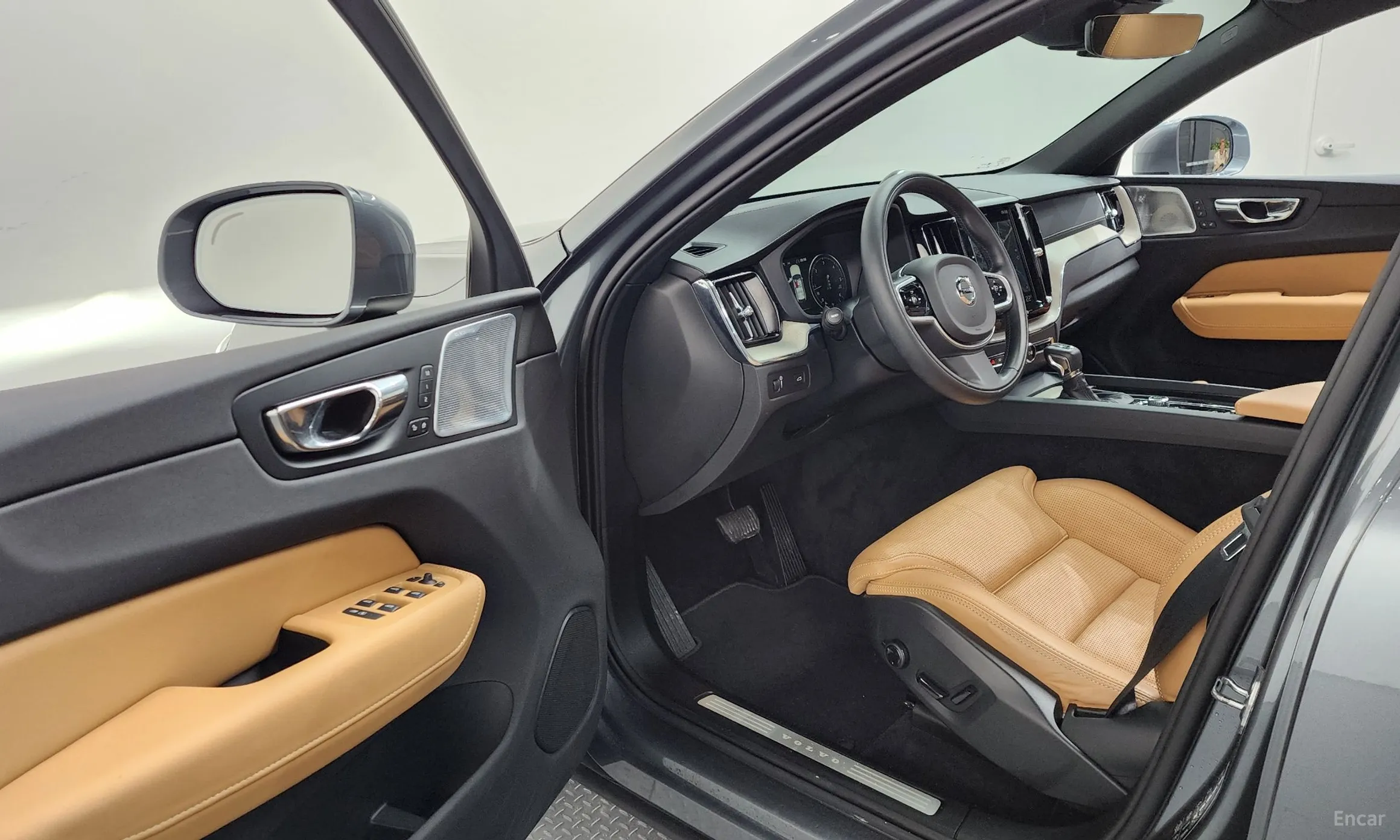 Volvo XC60 Gen 2 превью 10