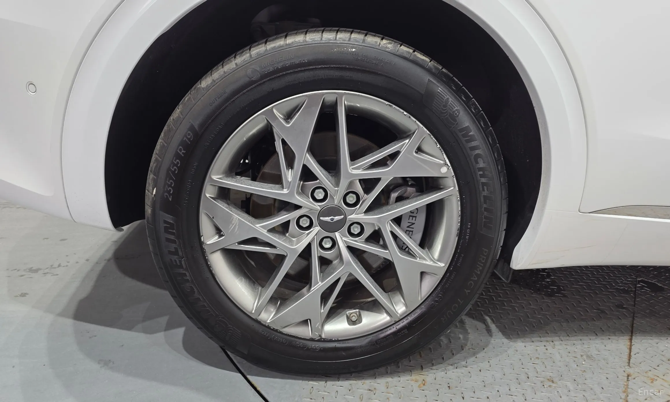 Genesis GV70 превью 5