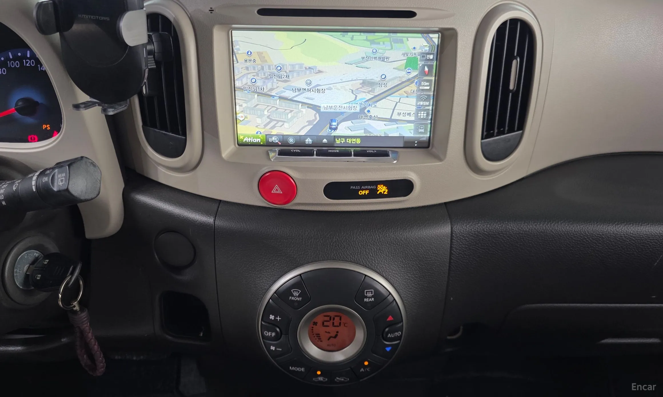 Nissan Cube превью 14