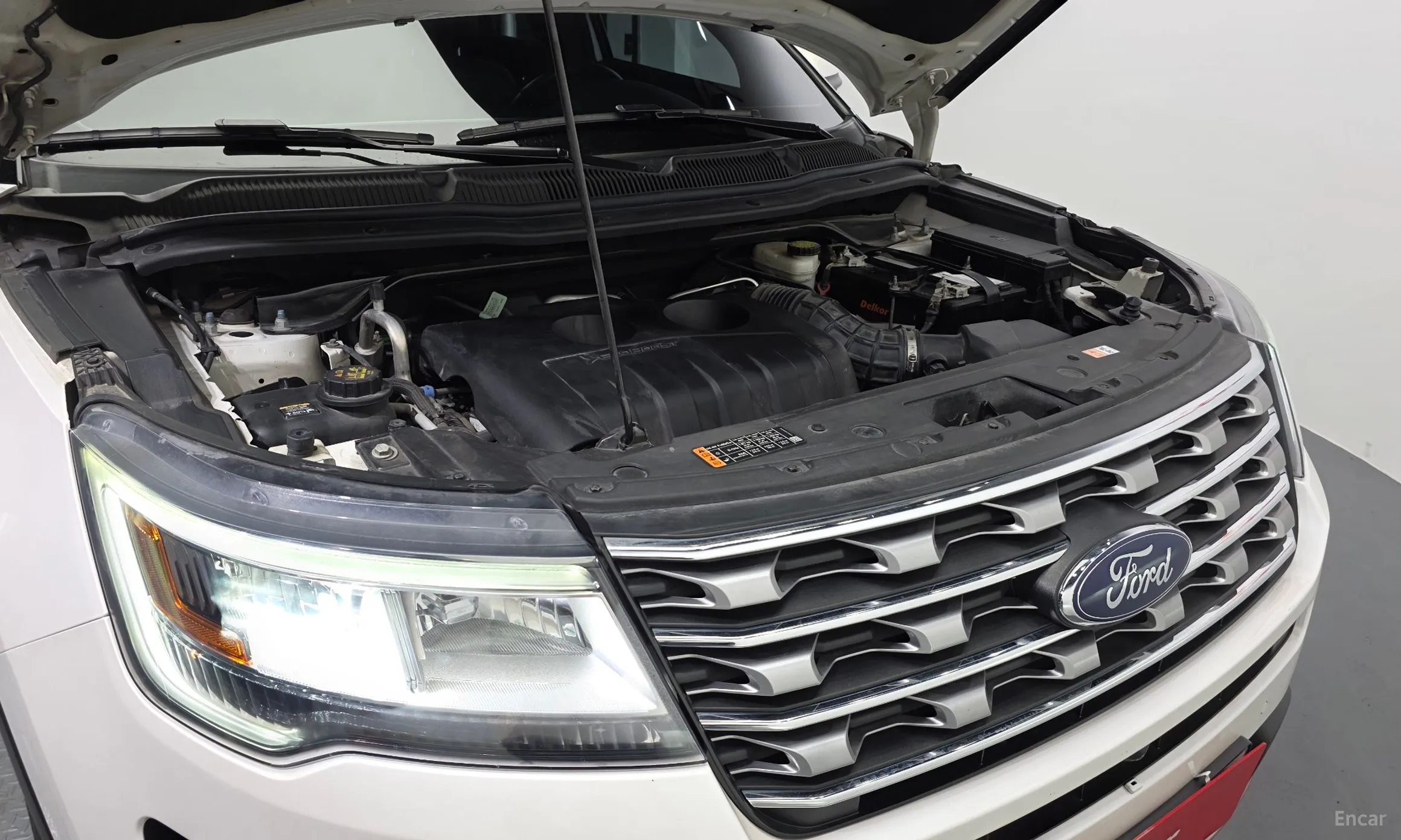 Ford Explorer превью 6
