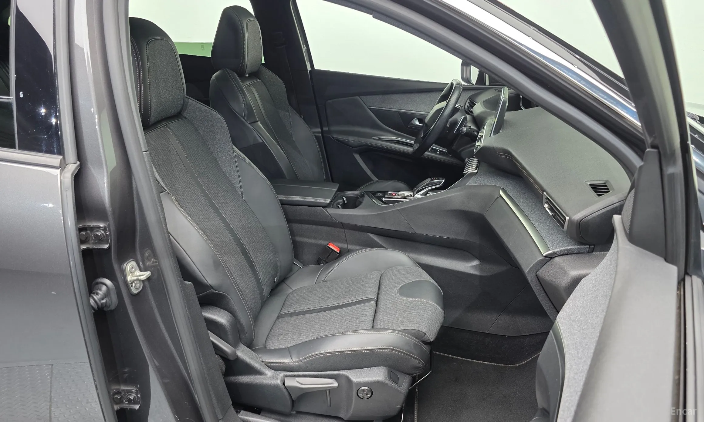 Peugeot 3008 2nd generation превью 11