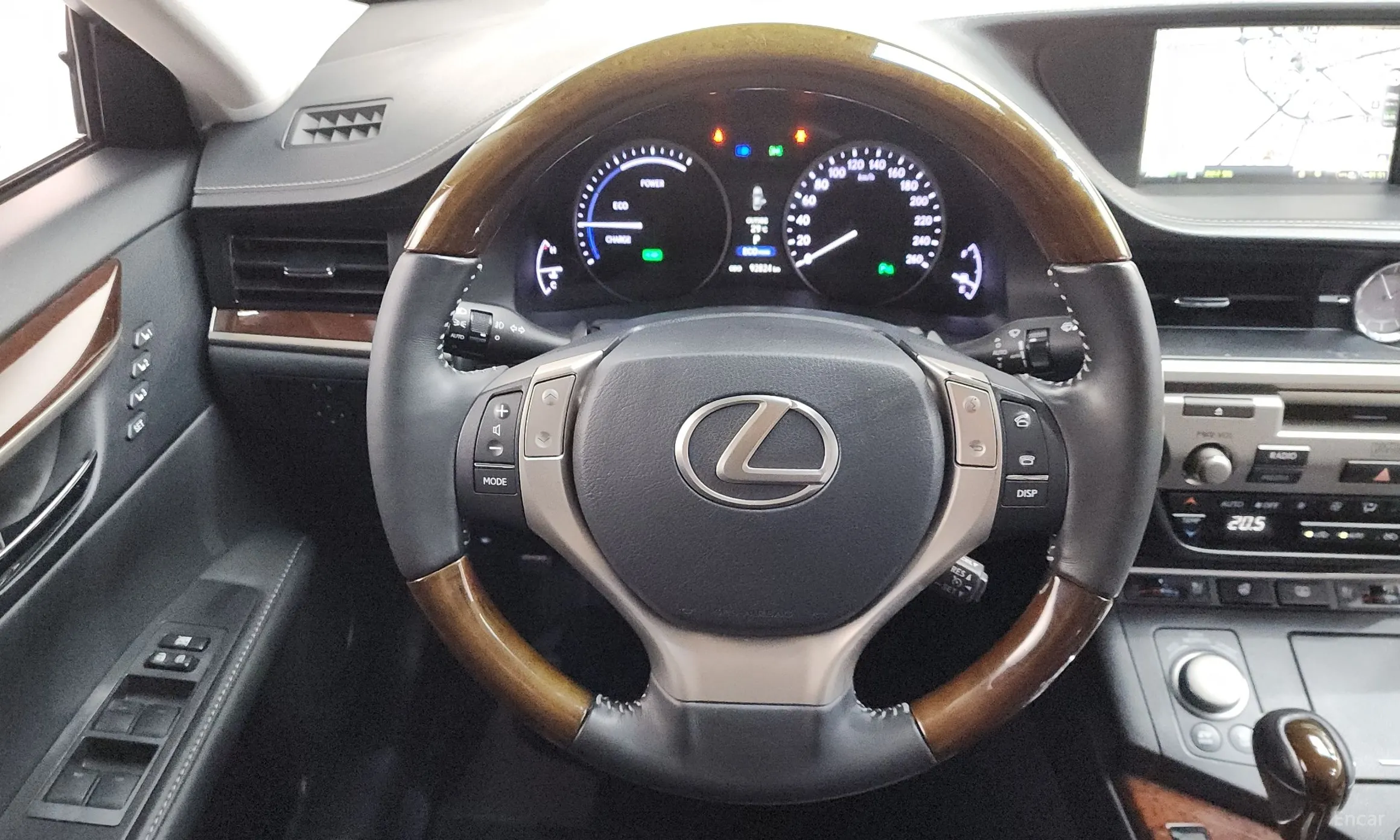 Lexus New ES300h превью 13
