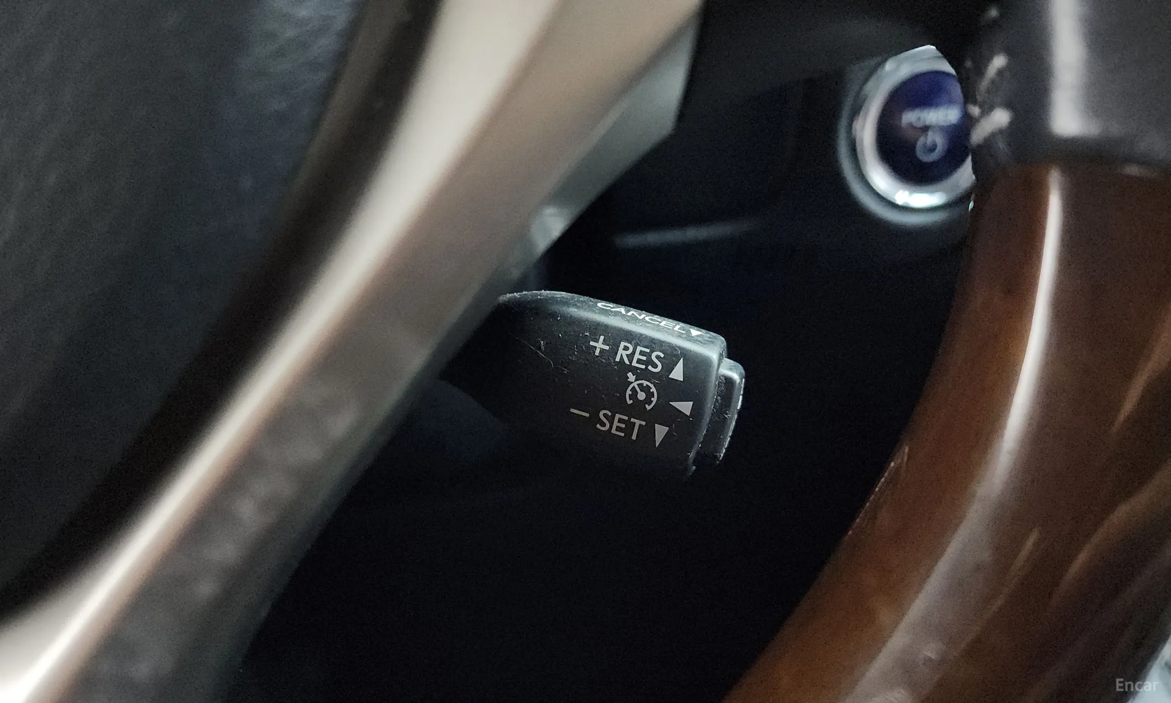 Lexus New ES300h превью 20