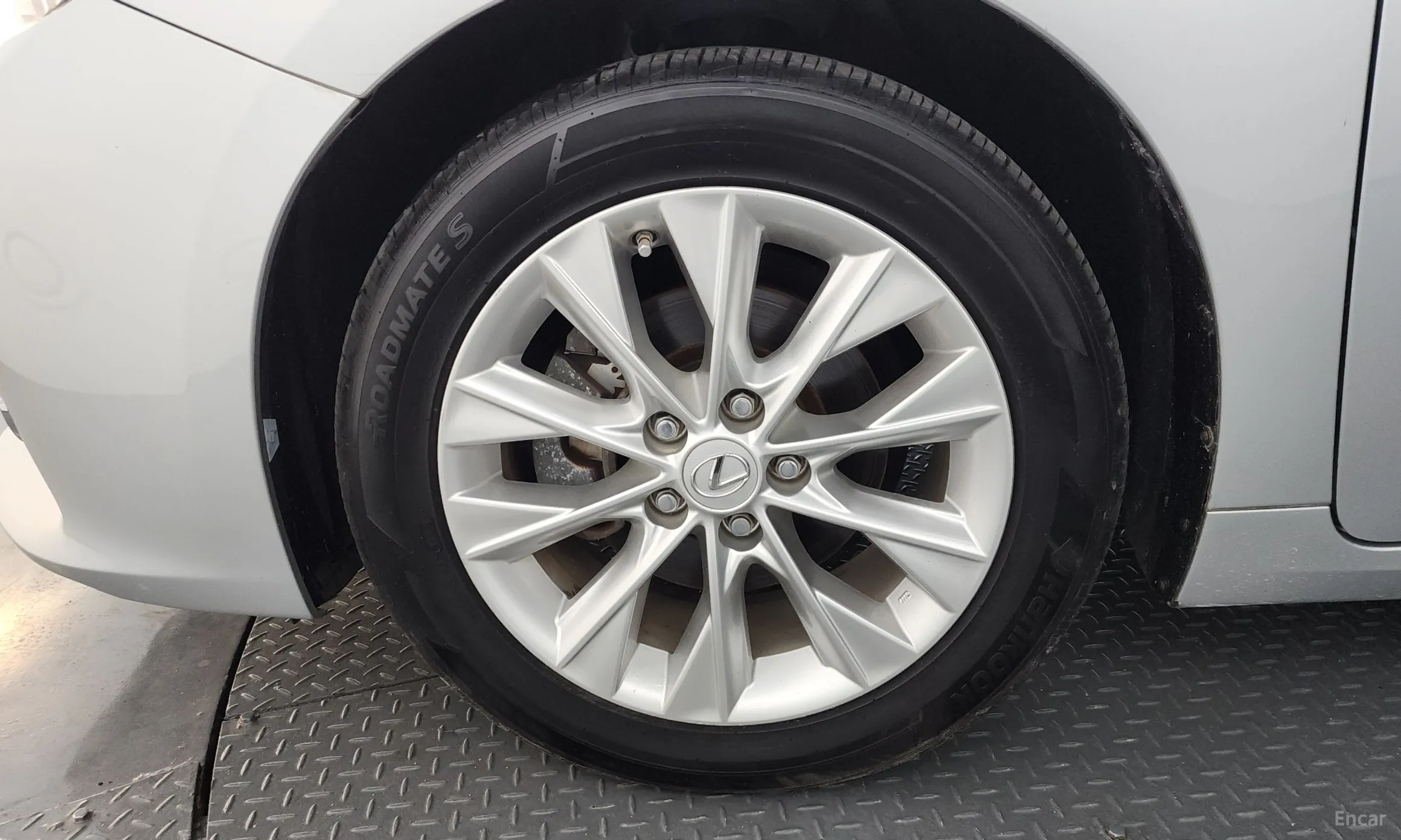 Lexus New ES300h превью 5