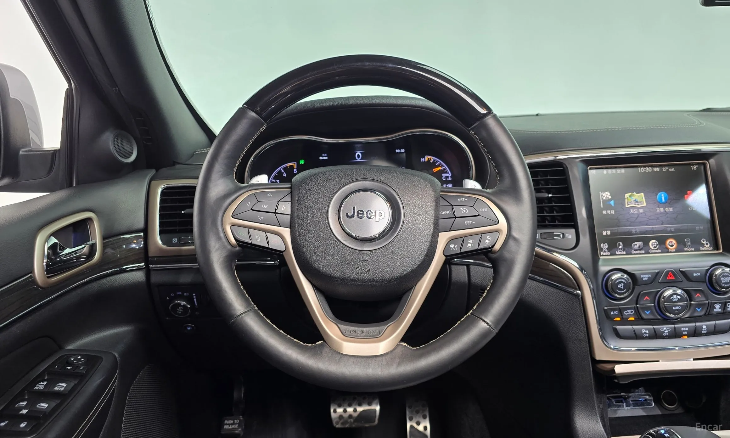 Jeep Grand Cherokee превью 12