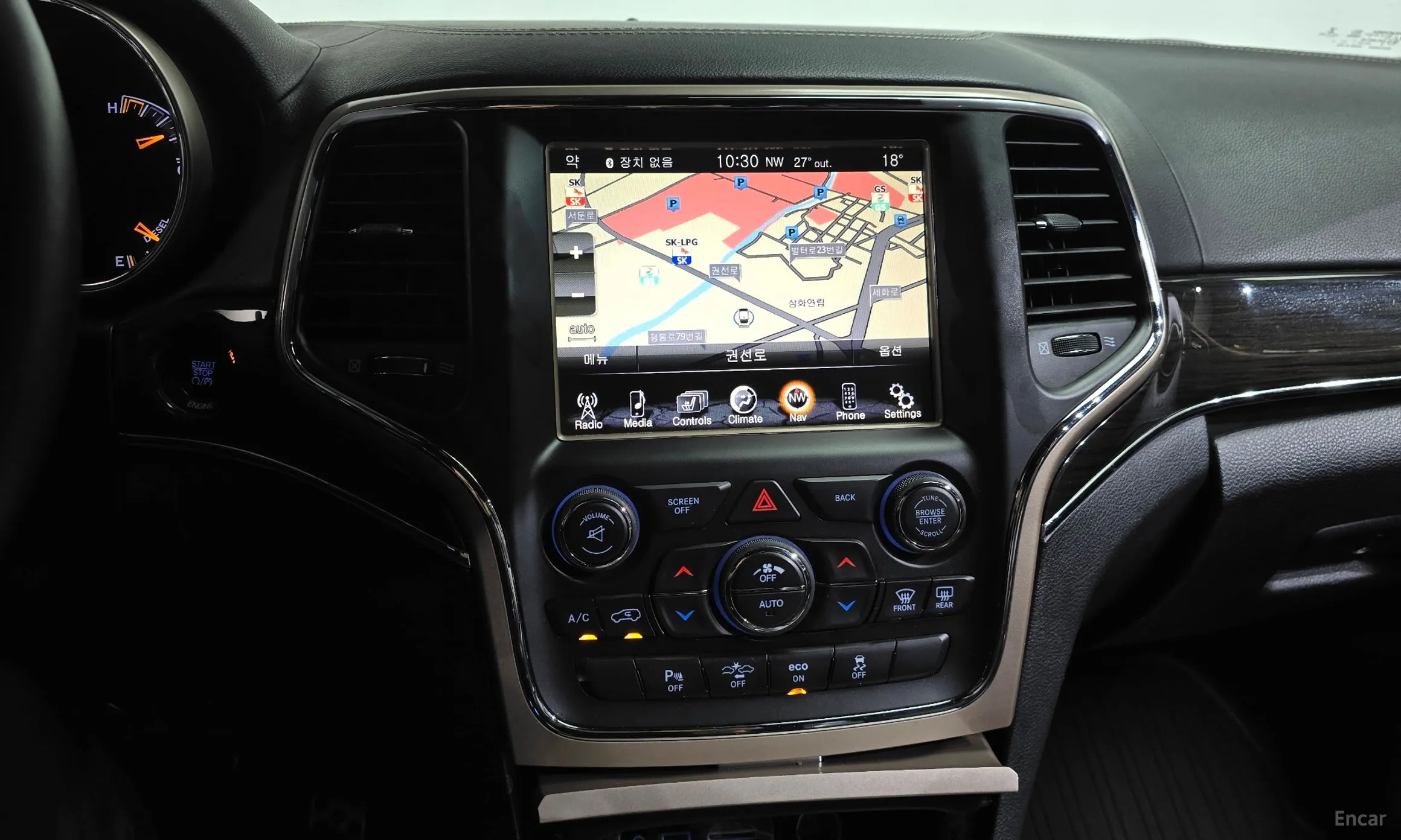 Jeep Grand Cherokee превью 13