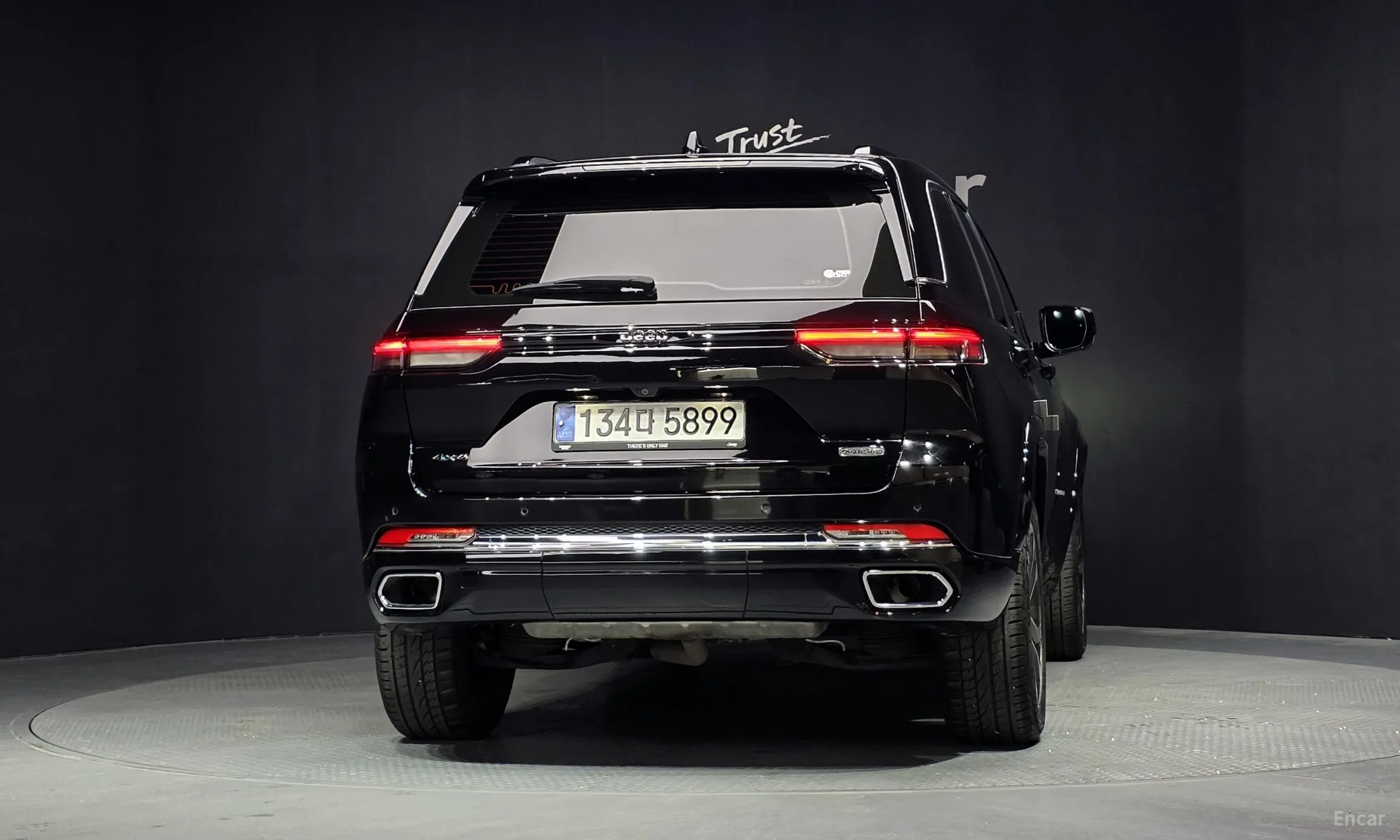 Jeep Grand Cherokee (WL) превью 4