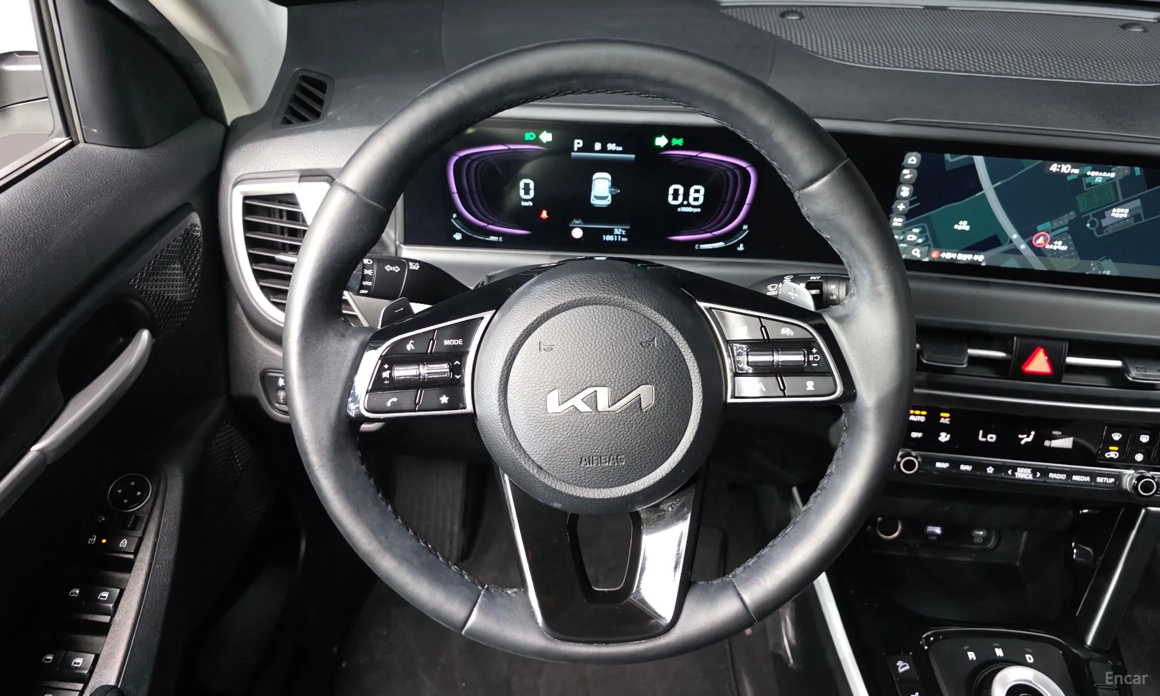 Kia Seltos превью 15