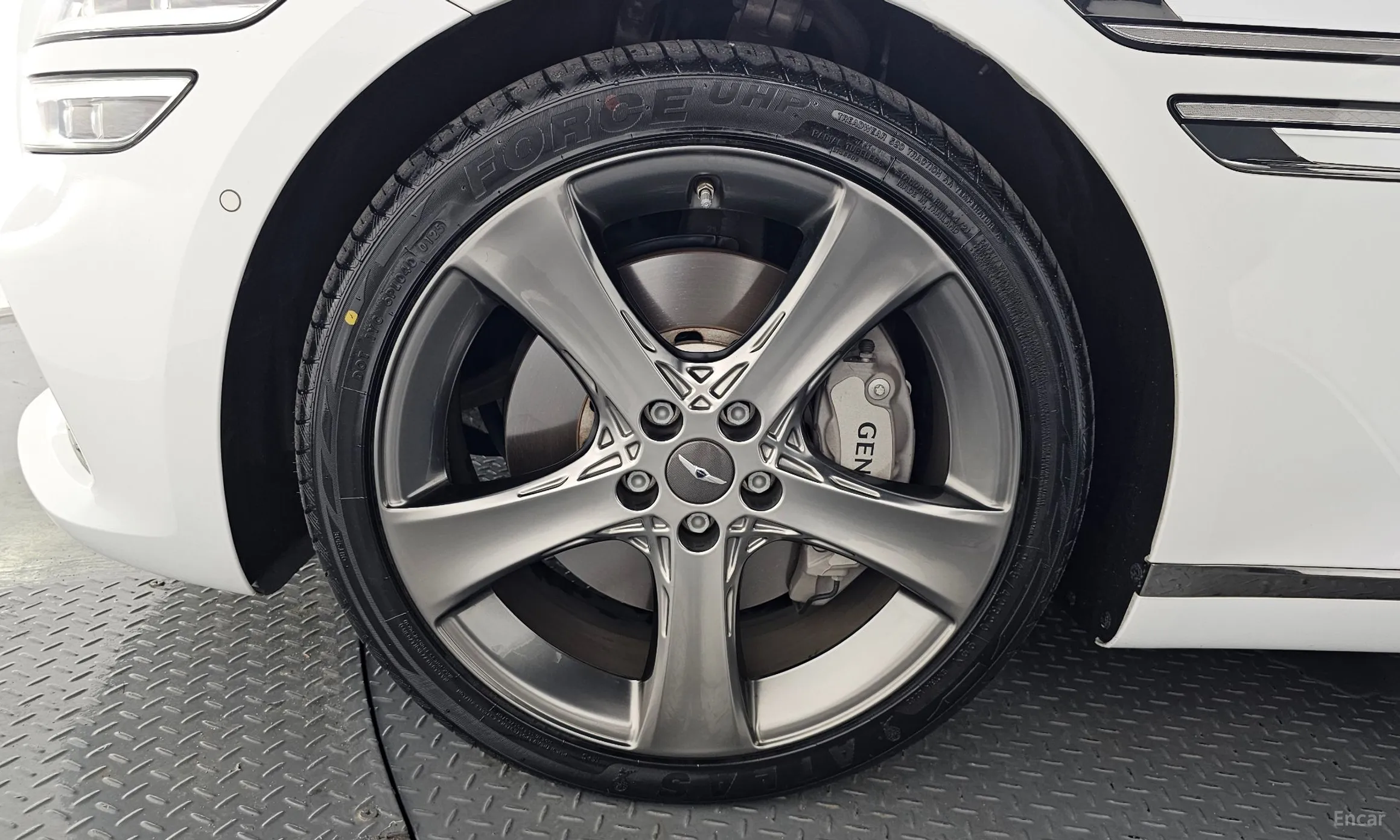 Genesis G80 (RG3) превью 5