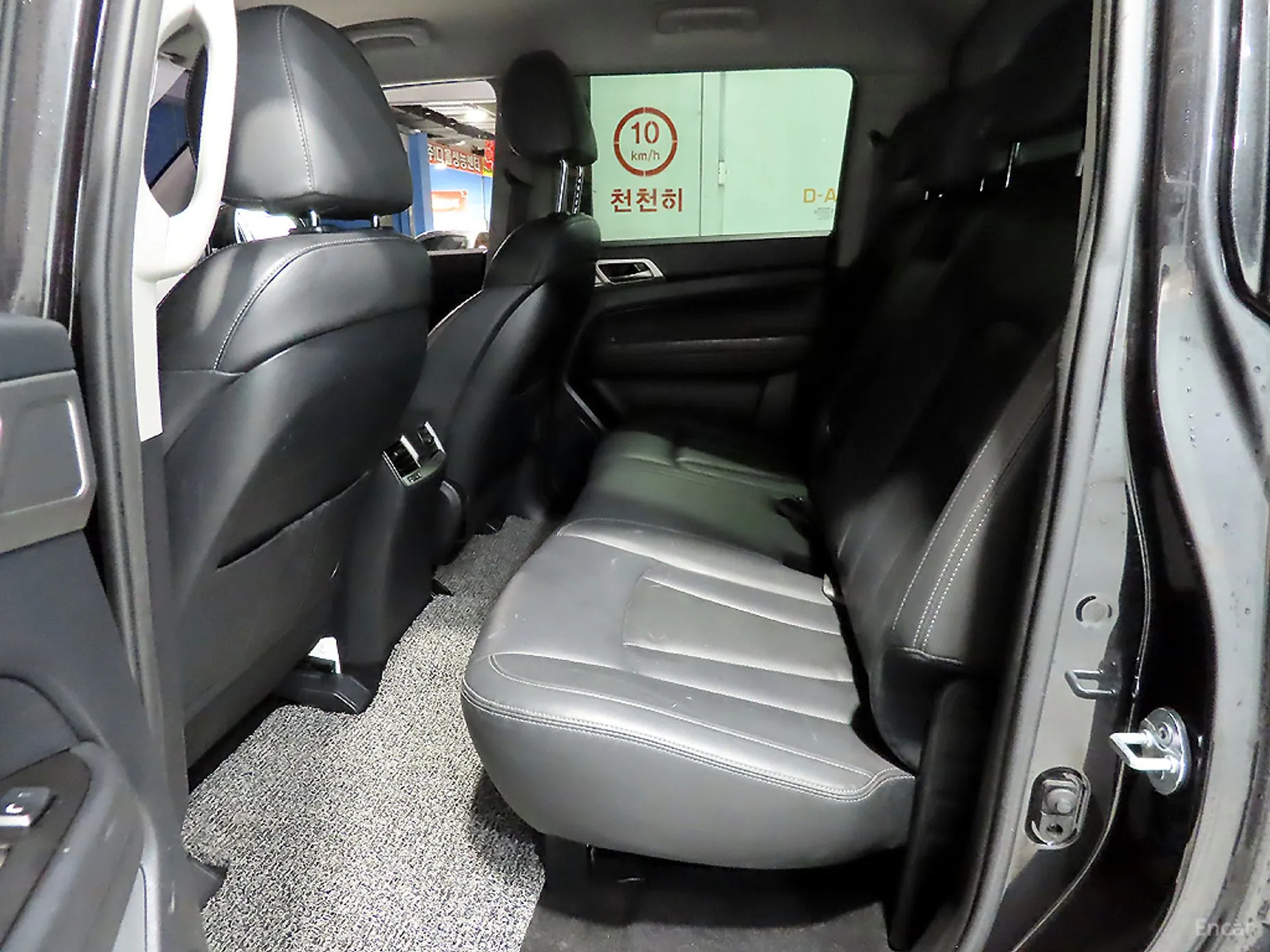 KG Mobility (SsangYong) Rexton Sports превью 12