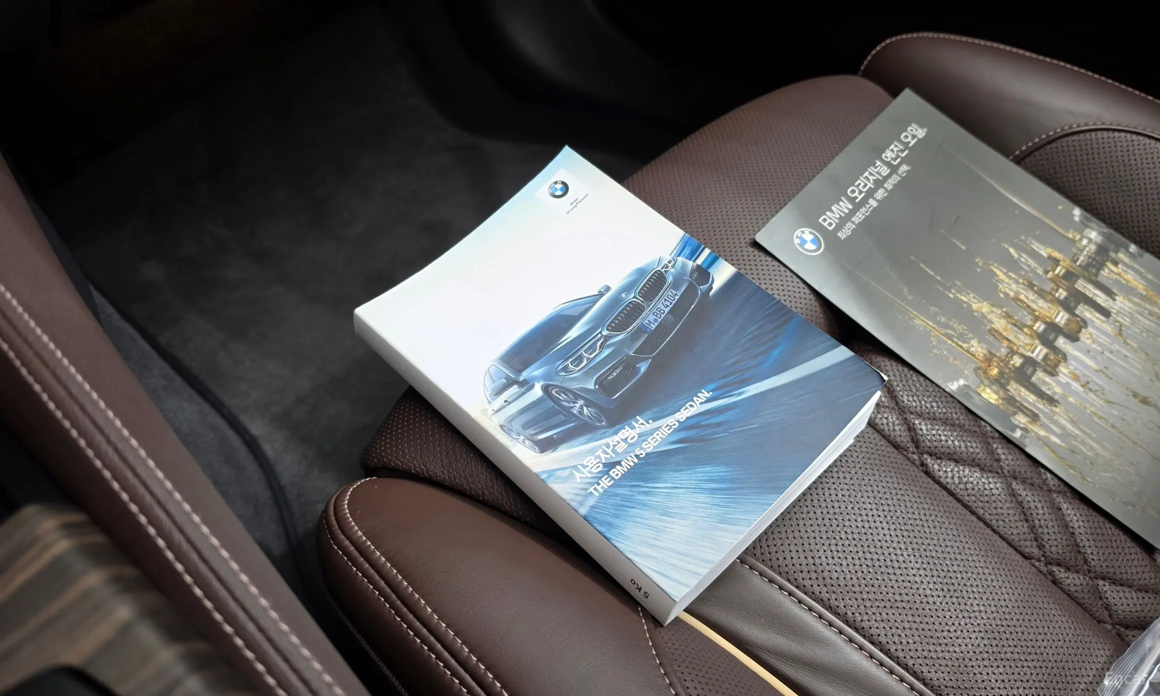 BMW 5 Series (G30) превью 16