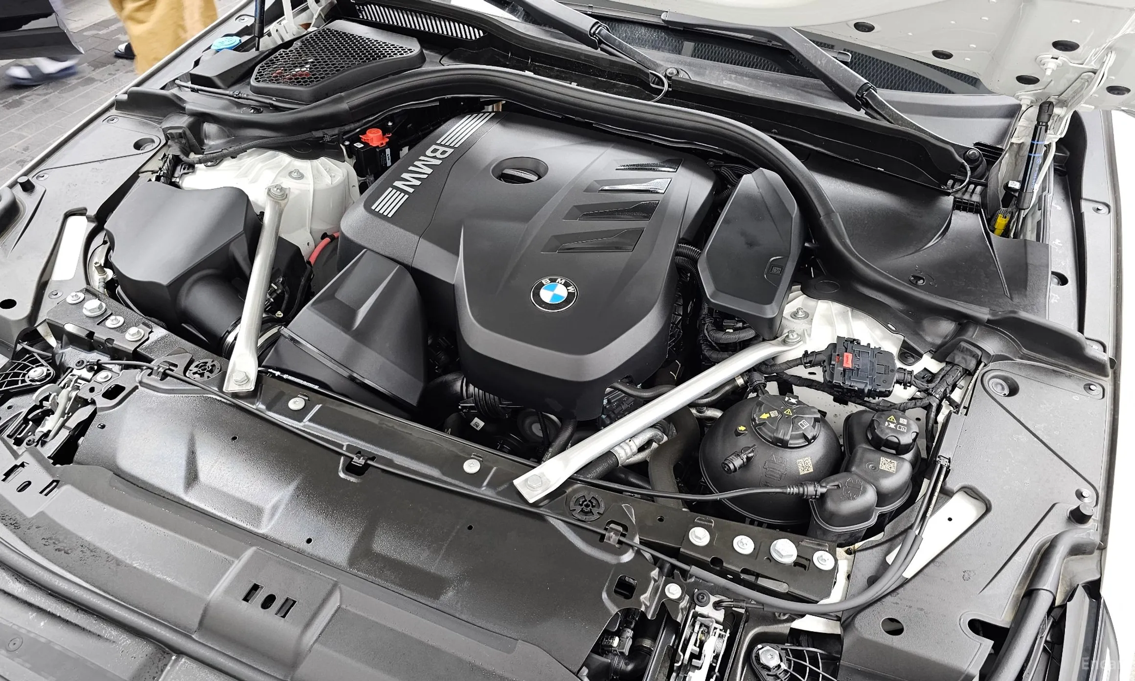 BMW 5 Series (G60) превью 6
