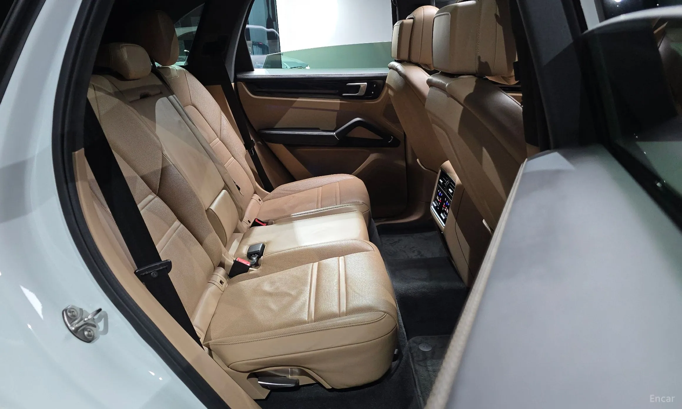 Porsche Cayenne (PO536) превью 11