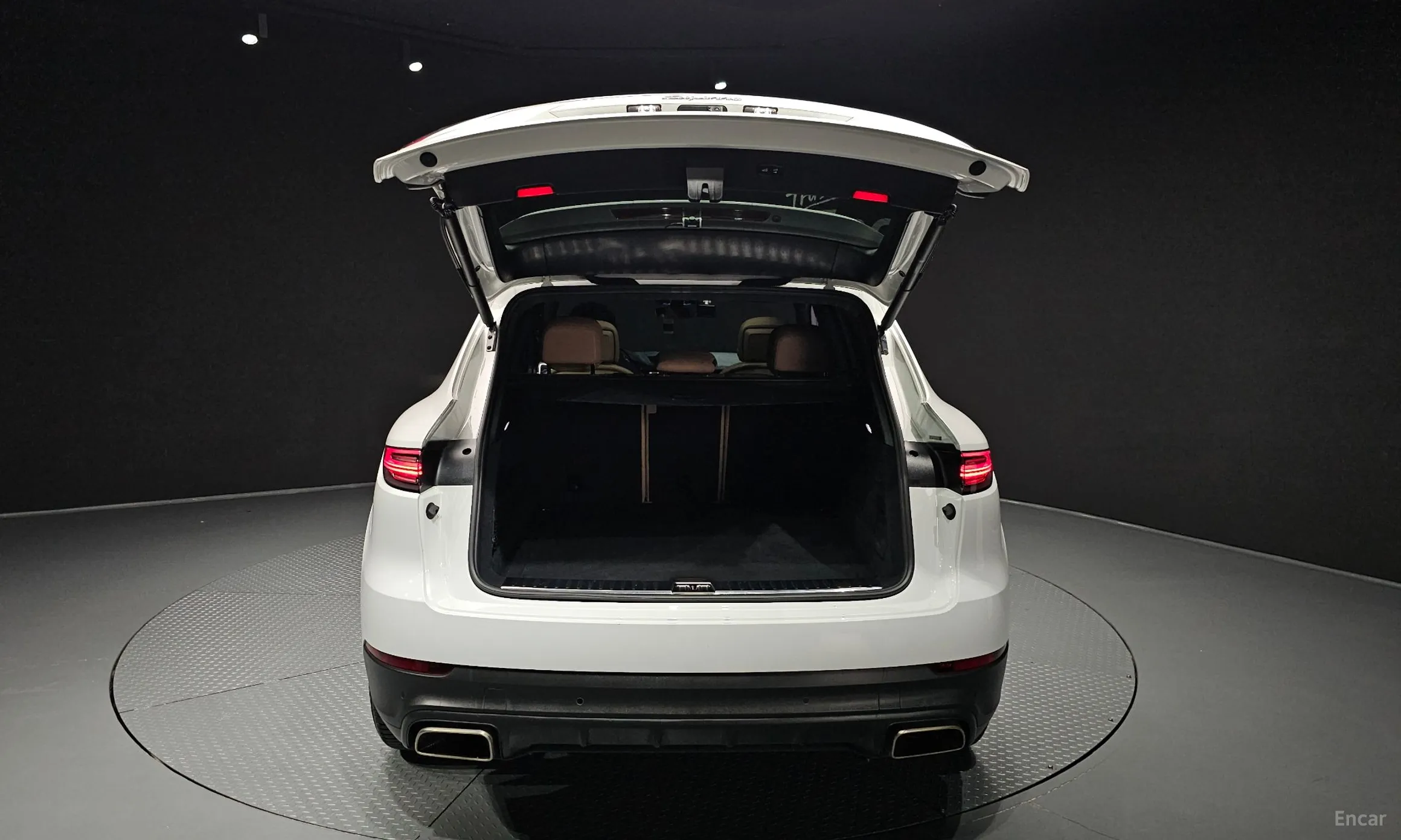 Porsche Cayenne (PO536) превью 20