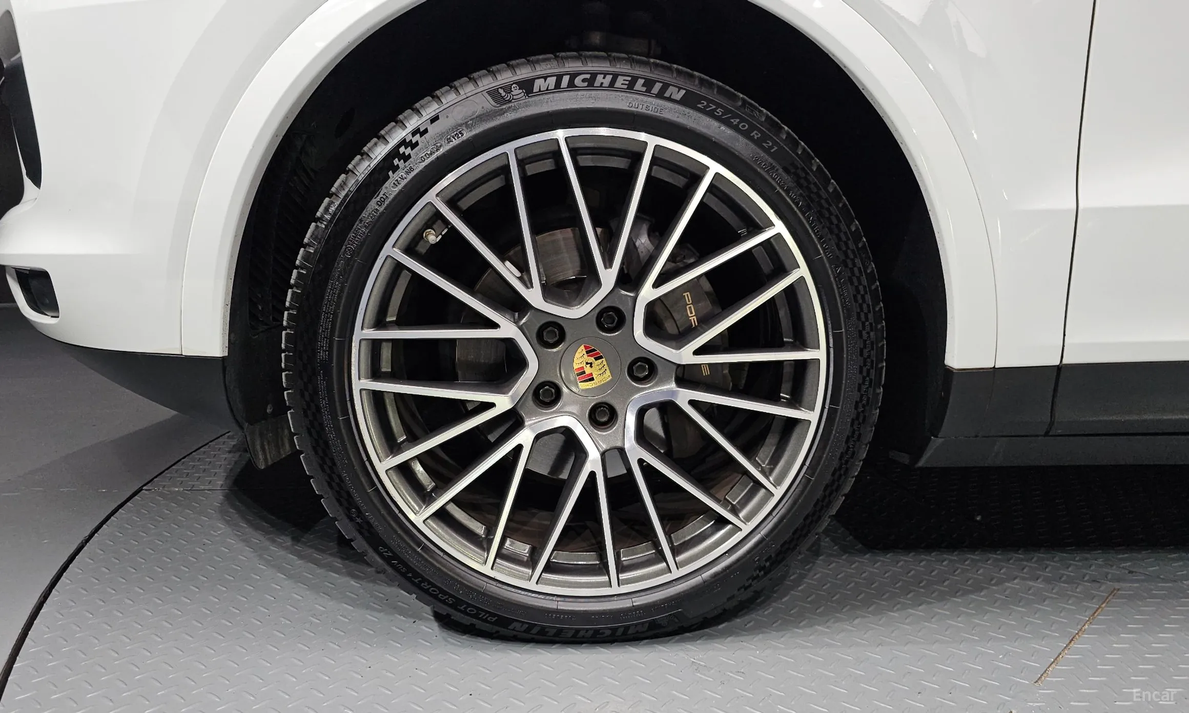 Porsche Cayenne (PO536) превью 5