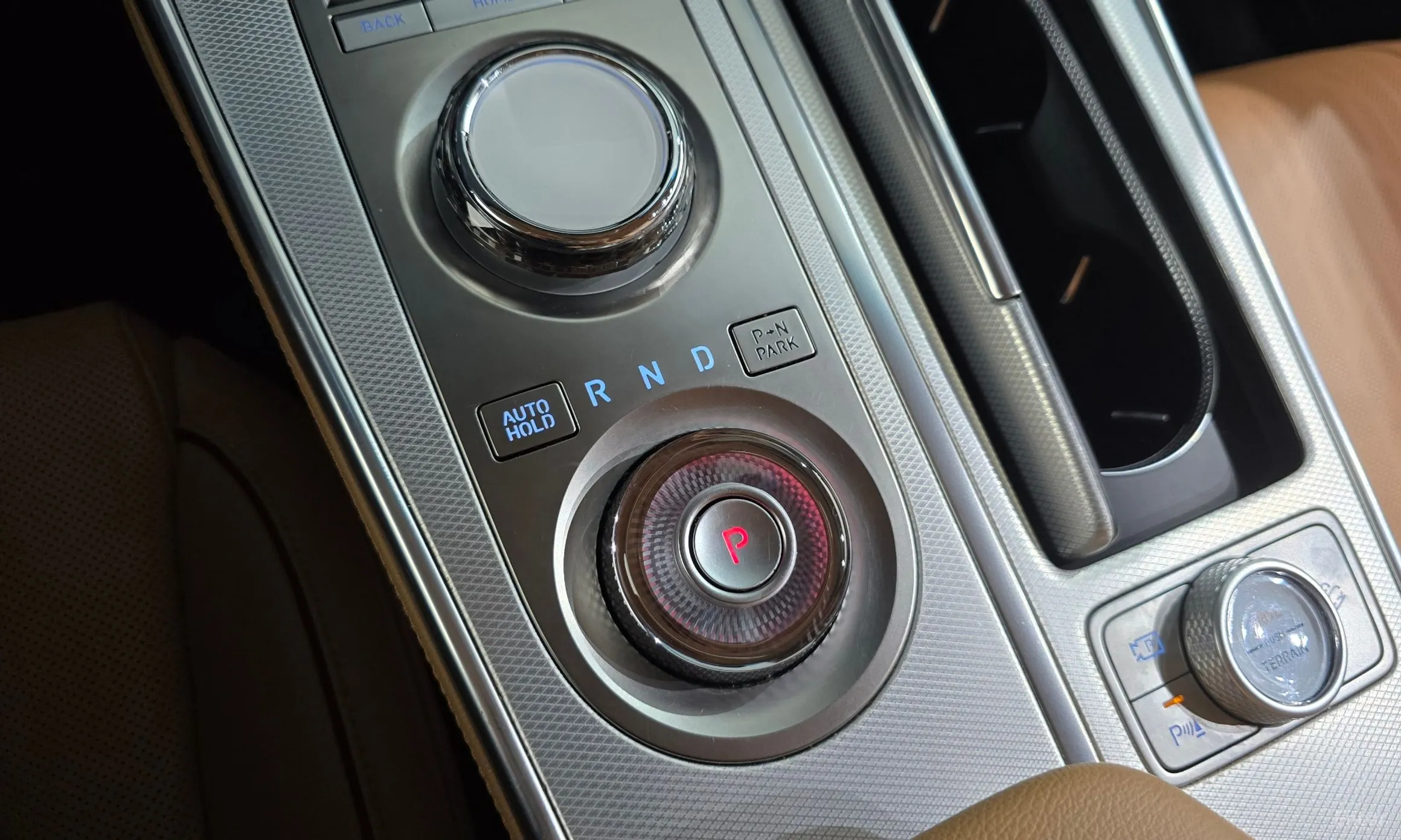 Genesis GV80 превью 9