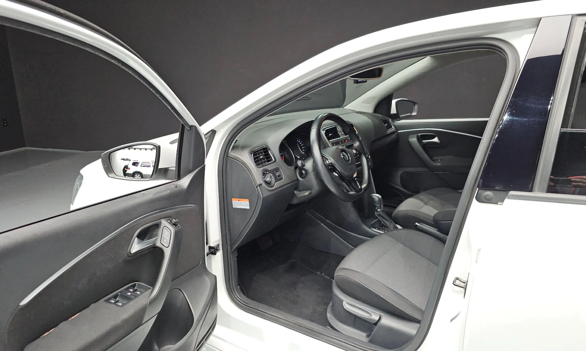 Volkswagen Polo превью 10