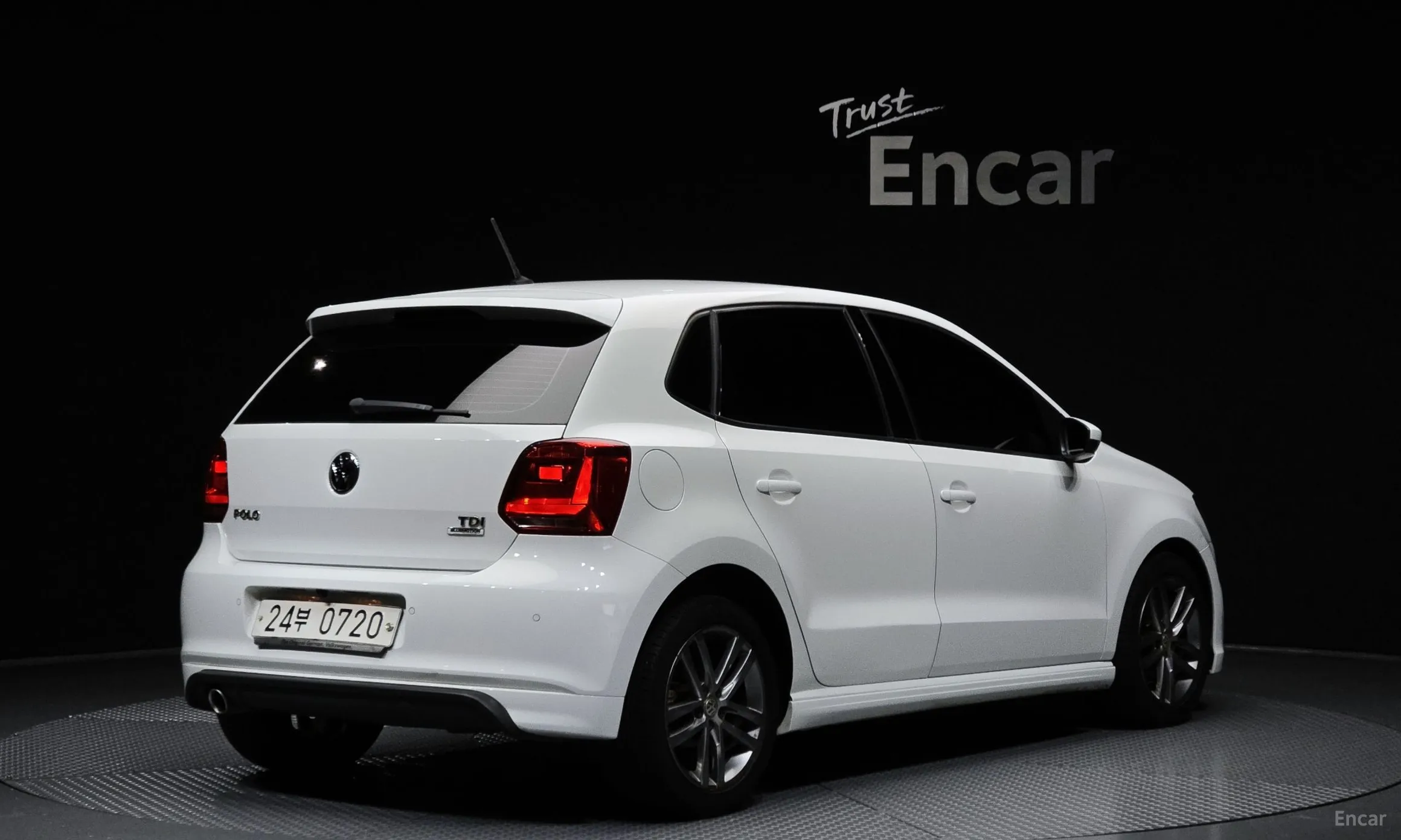 Volkswagen Polo превью 2
