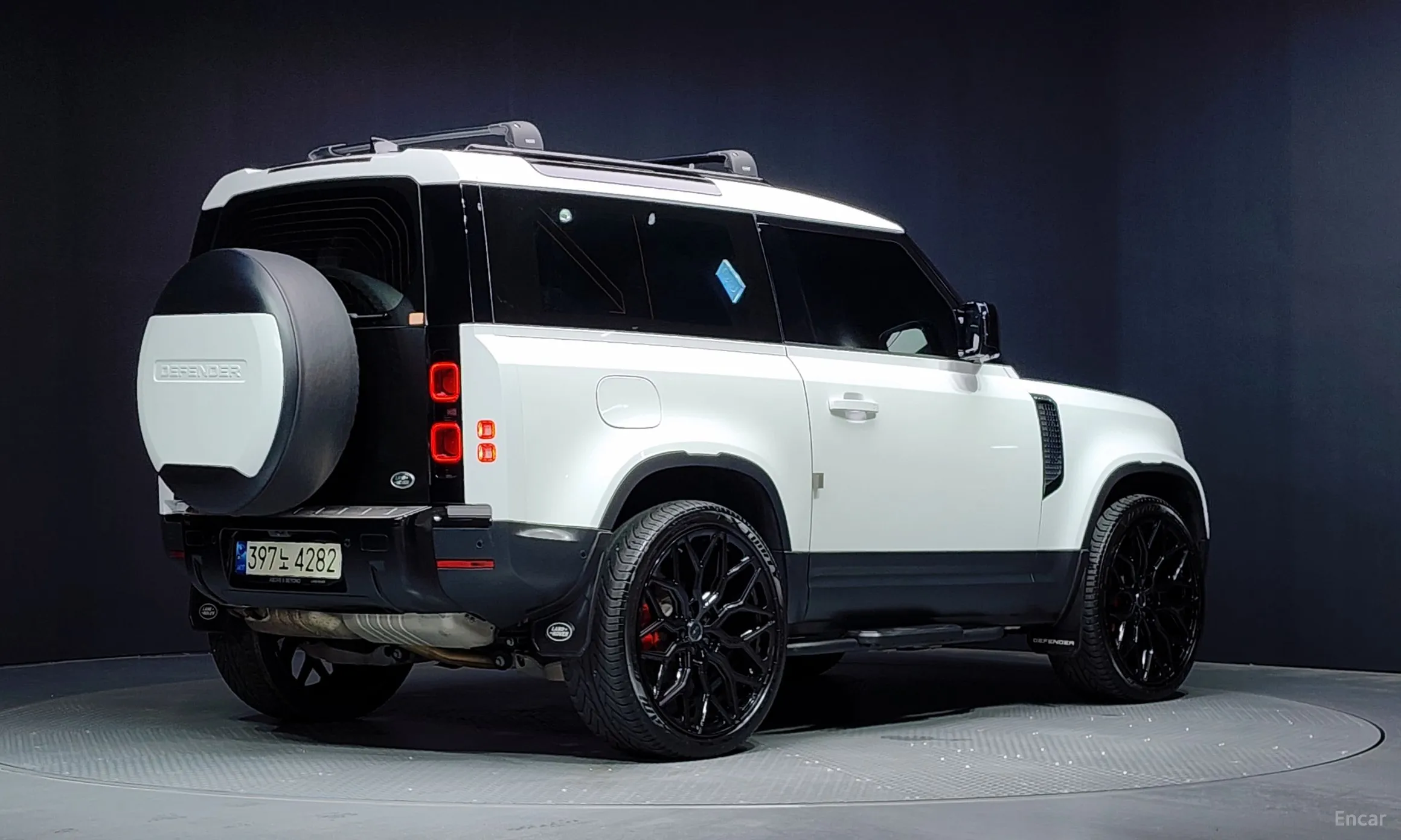 Land Rover Defender (L663)