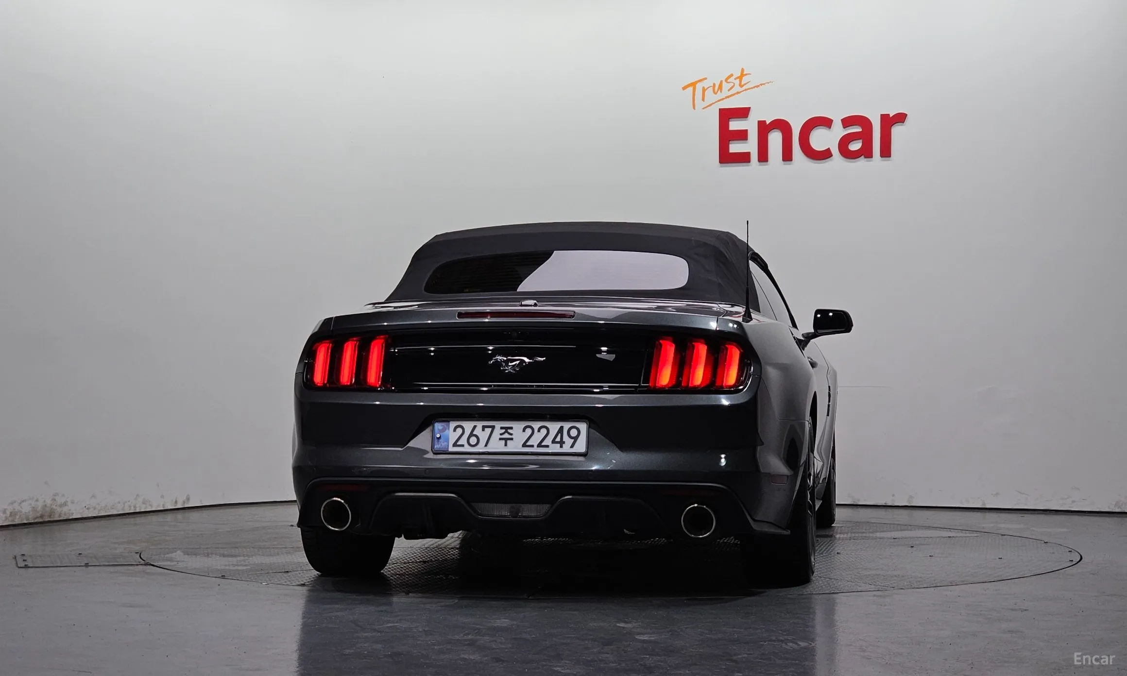 Ford Mustang превью 4