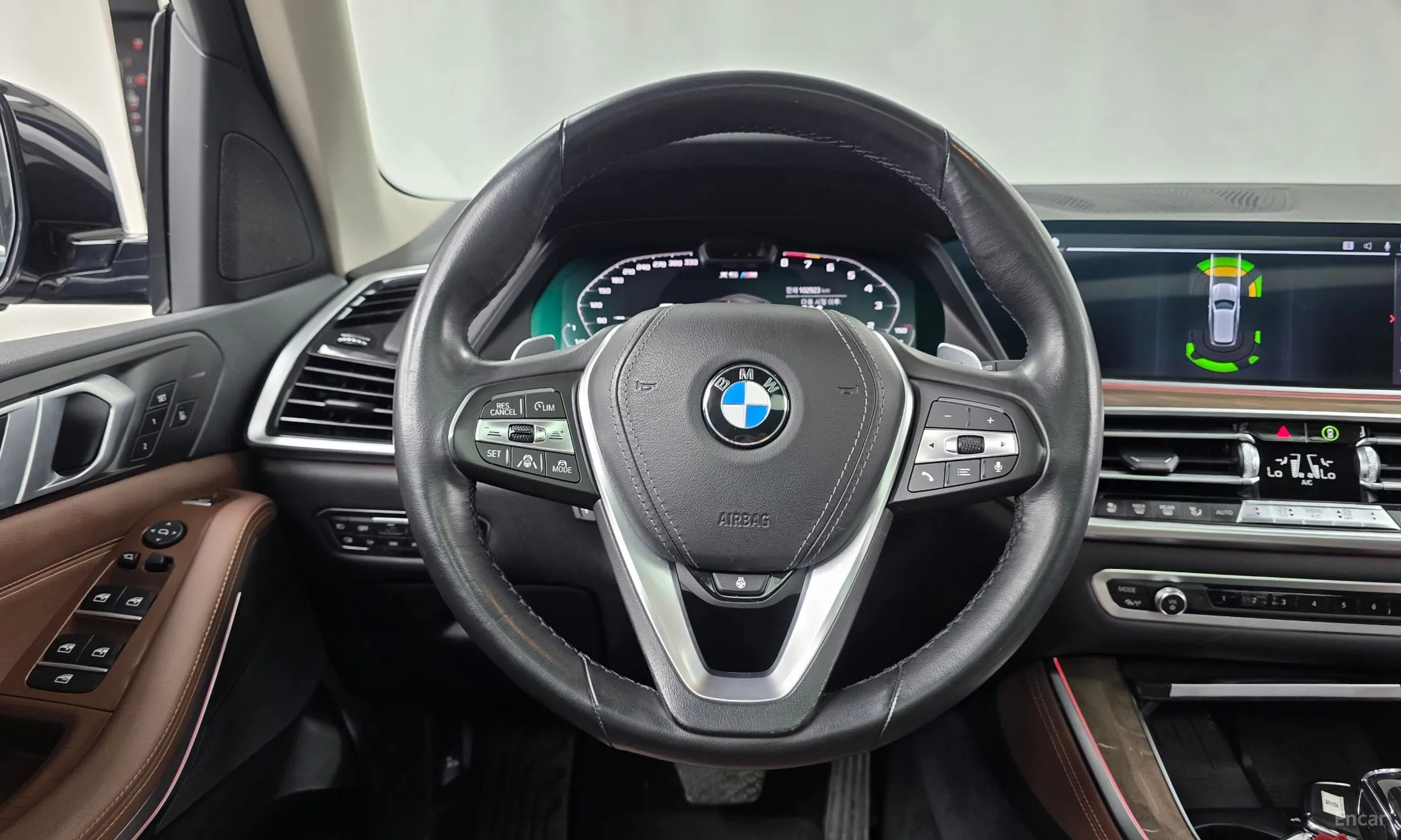 BMW X5 (G05) превью 12