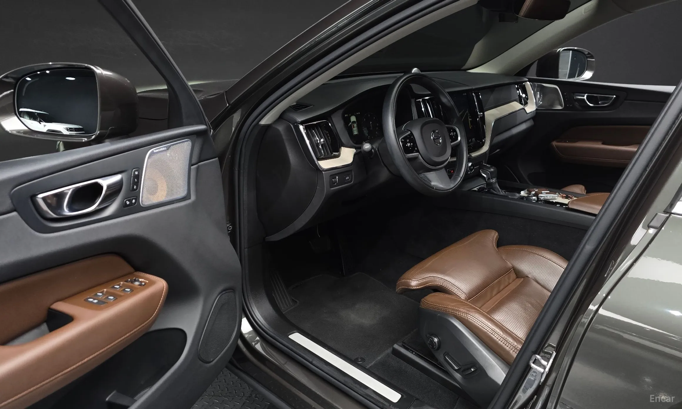 Volvo XC60 Gen 2 превью 10